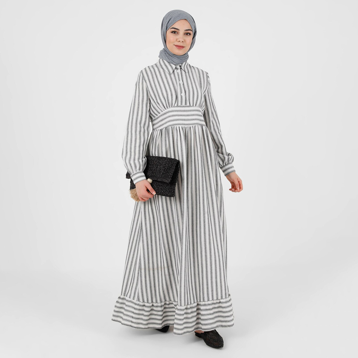 جلابية نسائية من مودانيسا مع سوداء مخططة بياقة دائرية وأزرار-women-clothing-dresses-image-3