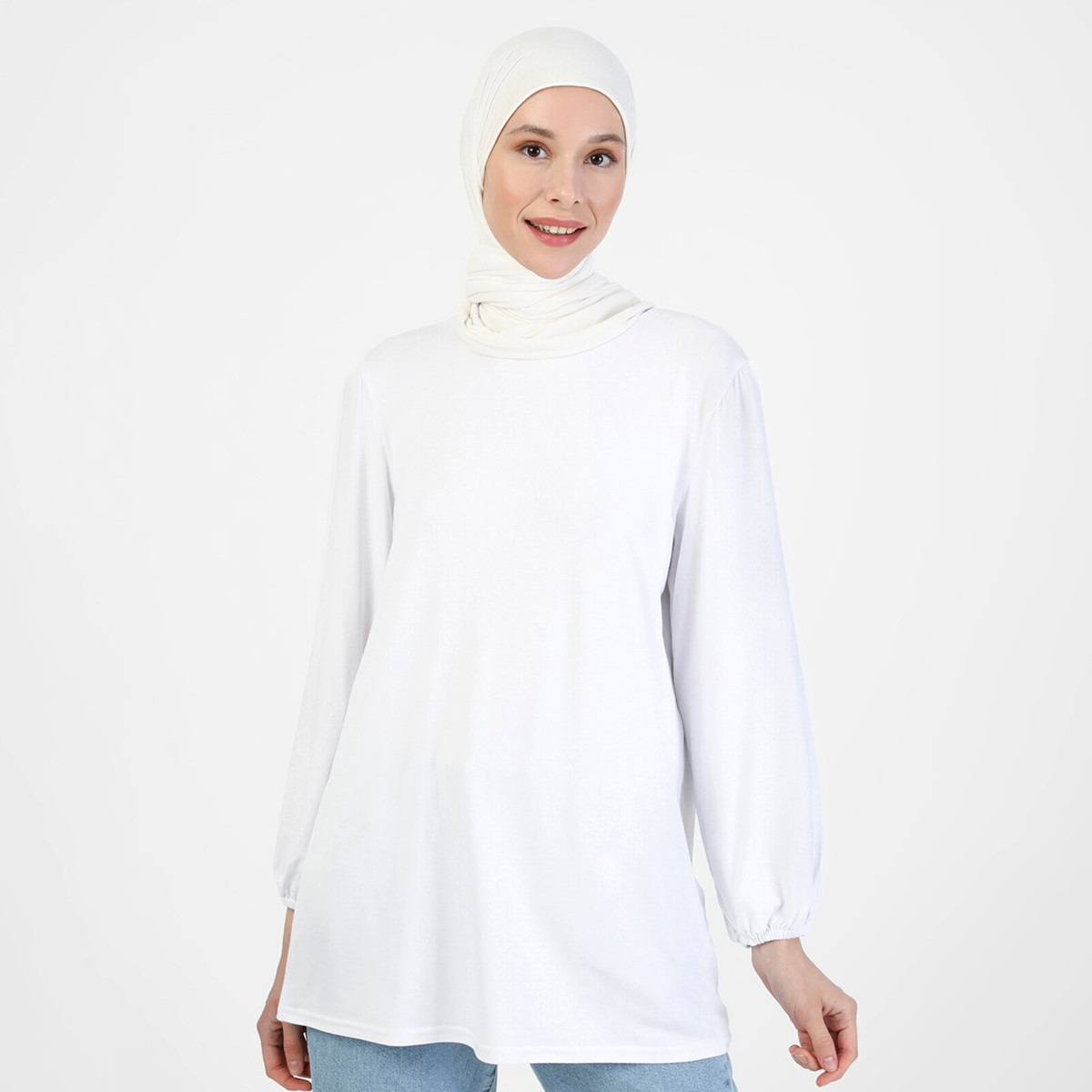 Modanisa Women White Solid Crew Neck Tunic-women-clothing-shirtsandblouses-blouses-image-4