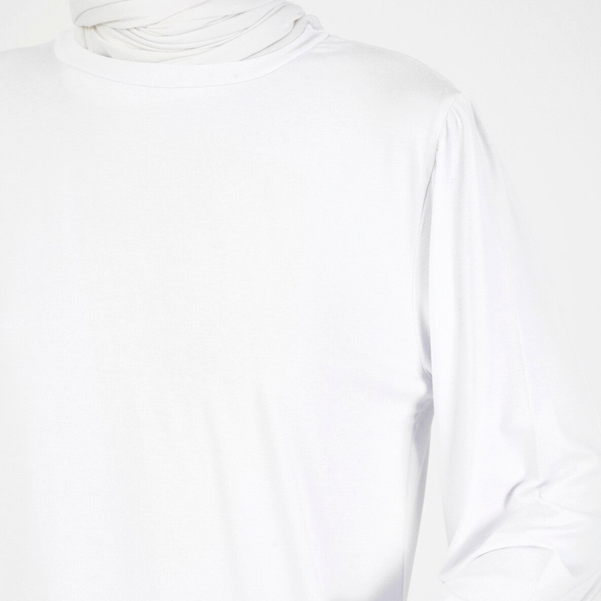 Modanisa Women White Solid Crew Neck Tunic-women-clothing-shirtsandblouses-blouses-image-5