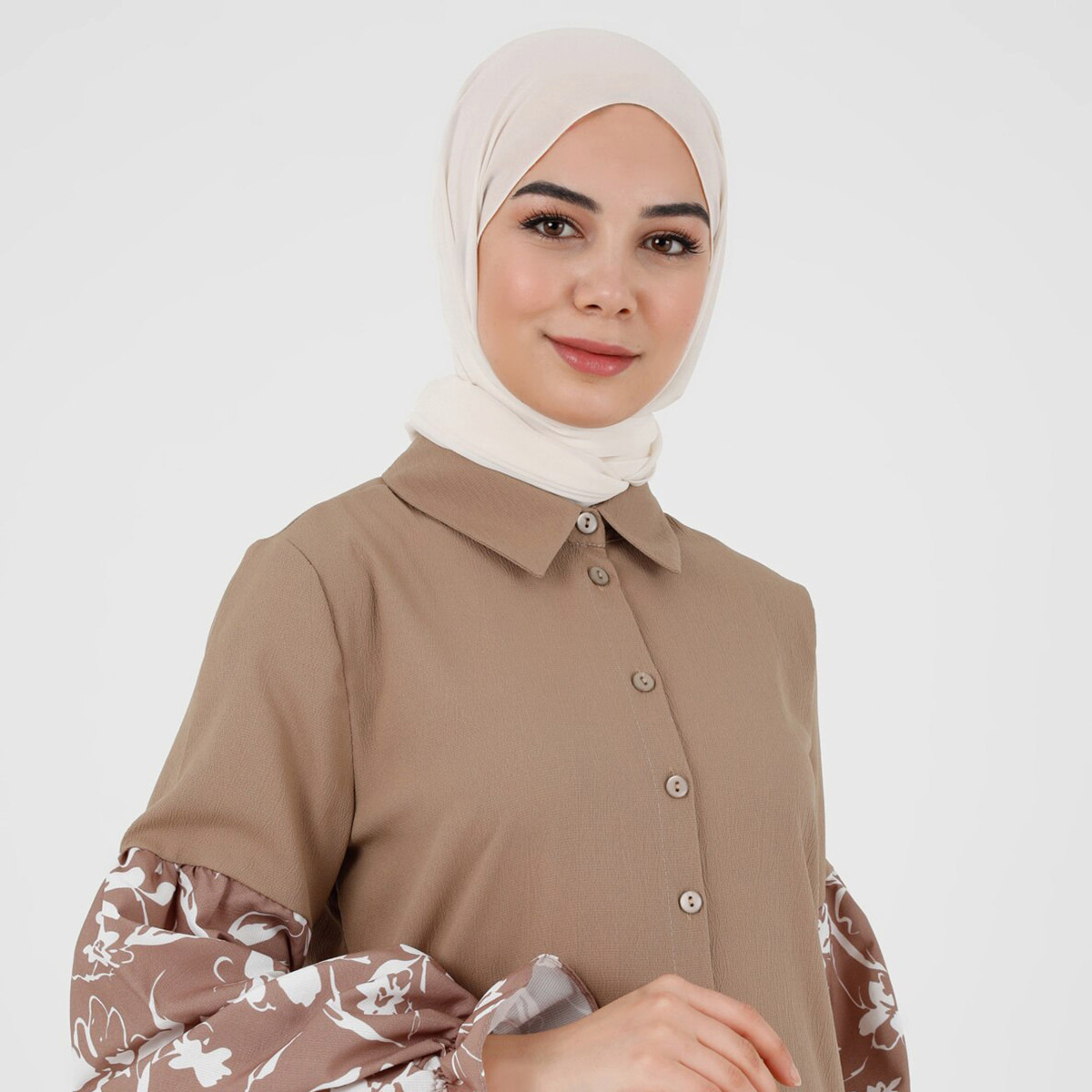 Modanisa Women Brown Printed Collared Neck Buttoned Jalabiya-women-clothing-dresses-image-4