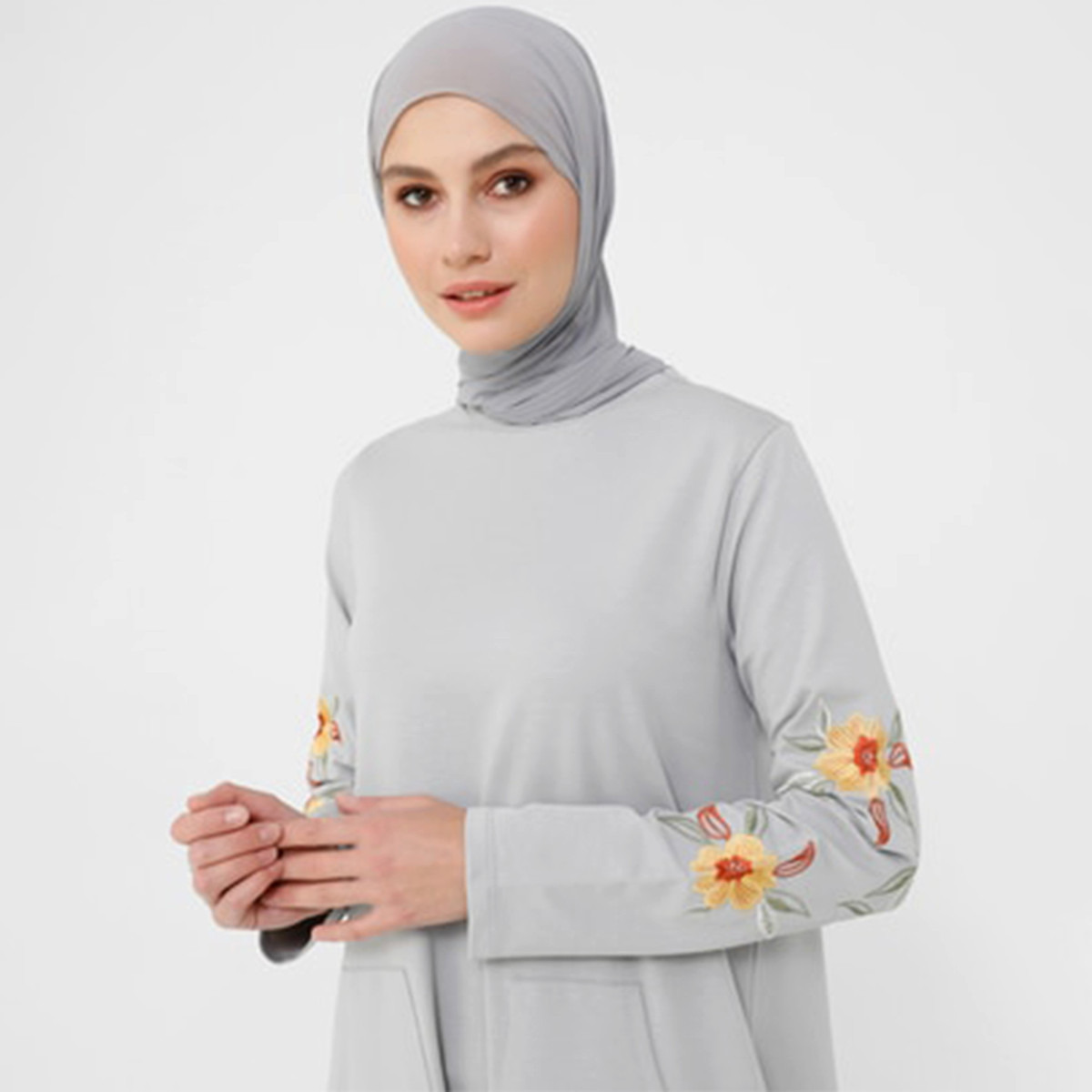 Women Solid Grey Round Neck Maxi Dress Refka By Modanisa-women-clothing-dresses-image-2
