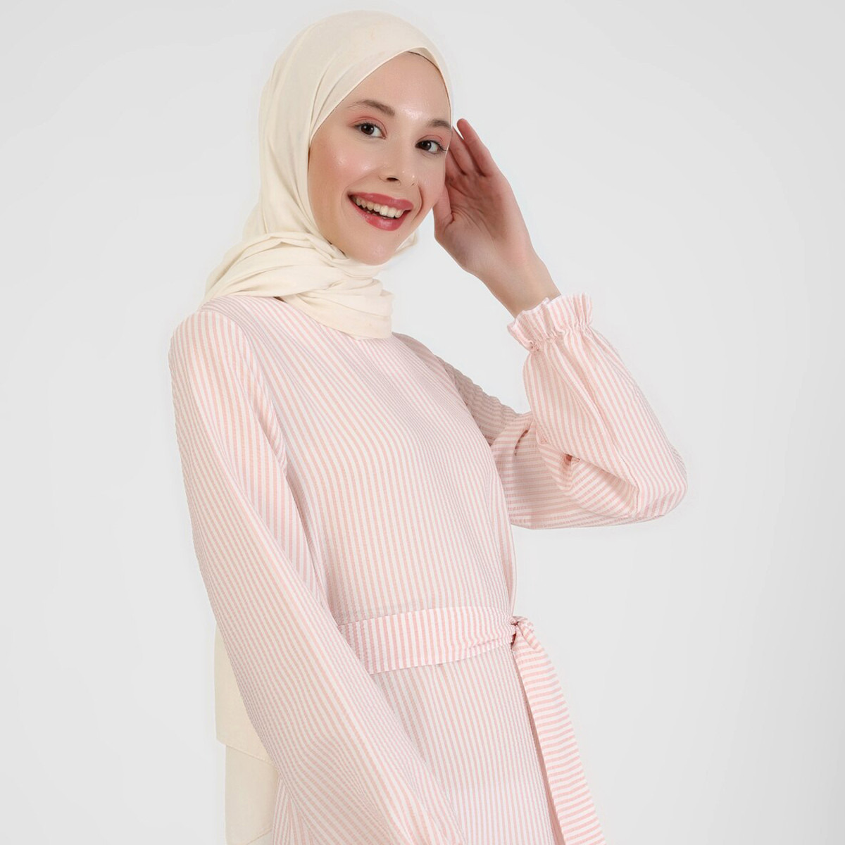Modanisa Women Pink Striped Back Keyhole Button Tie Belt Dress-women-clothing-dresses-image-3