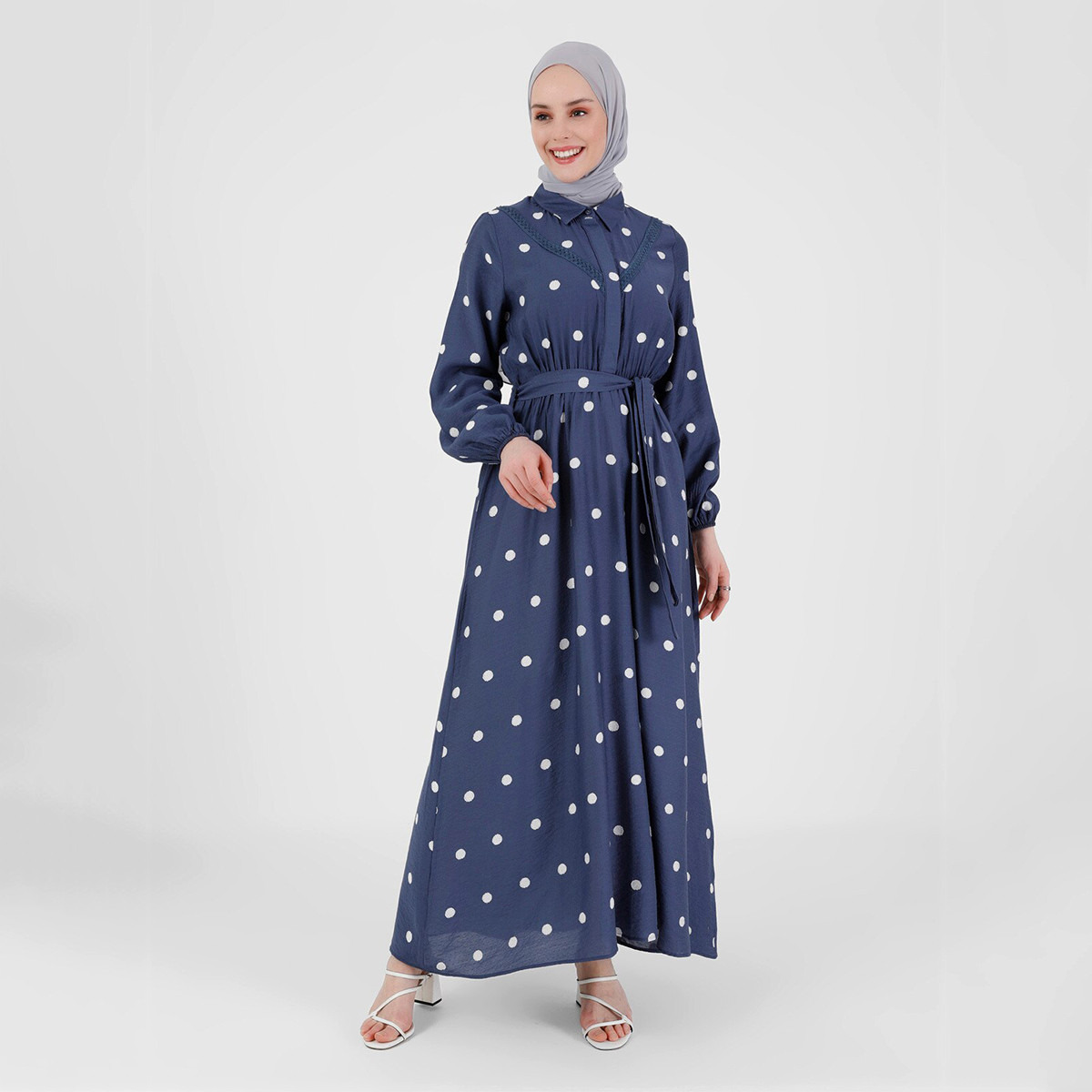 فستان مودانيسا نسائي ازرق مع بولكا دوت بحزام رقبة مع زر مخفي من بلاكيت-women-clothing-dresses-image-1