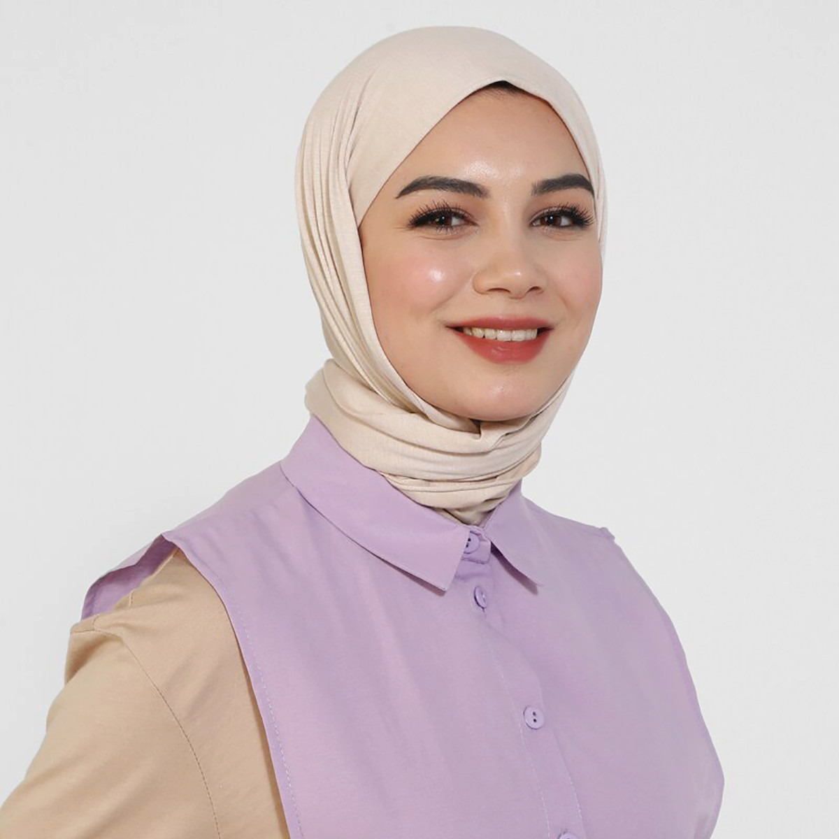Modanisa Women Lilac Solid Collared Neck Buttoned Tunic-women-clothing-shirtsandblouses-blouses-image-3