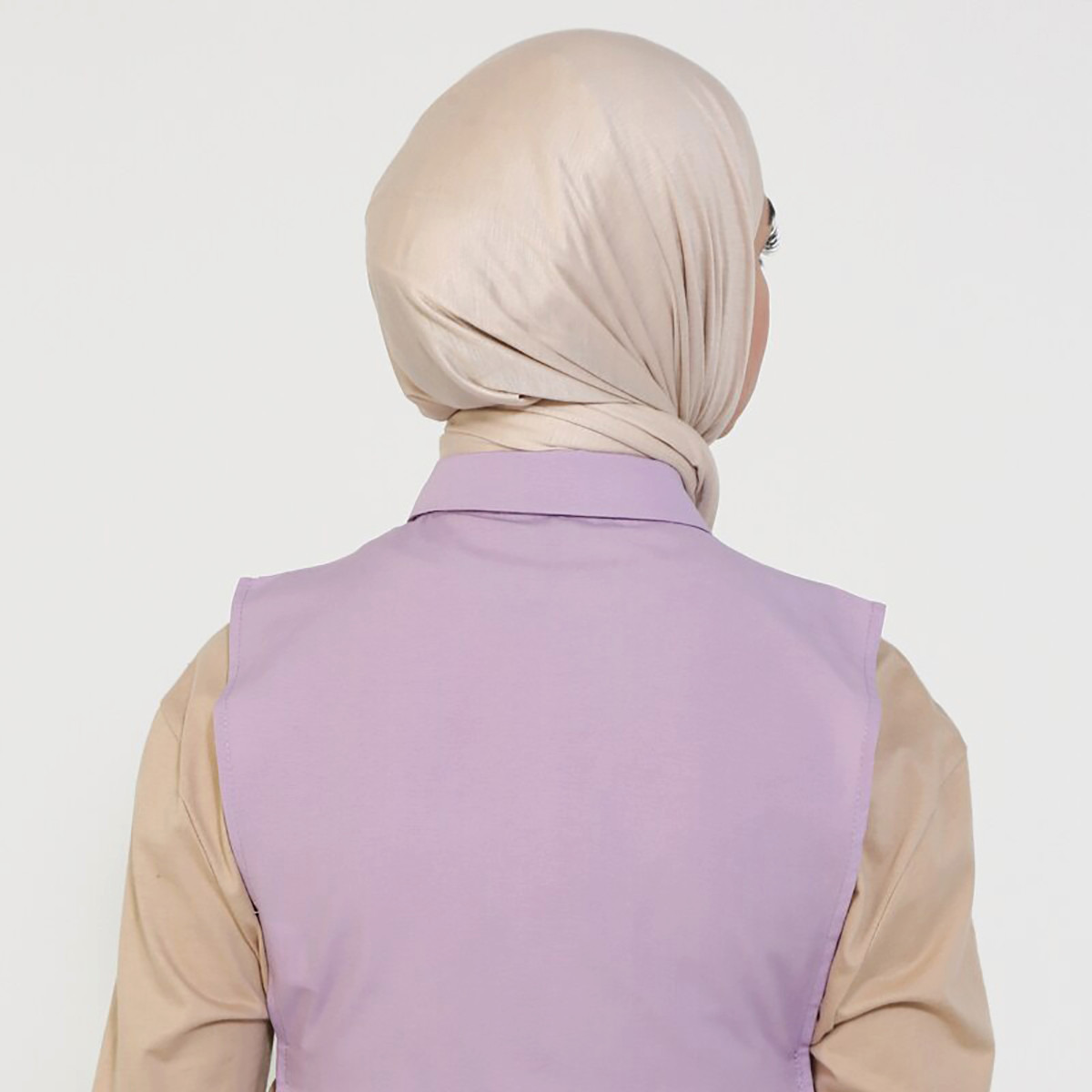 Modanisa Women Lilac Solid Collared Neck Buttoned Tunic-women-clothing-shirtsandblouses-blouses-image-5