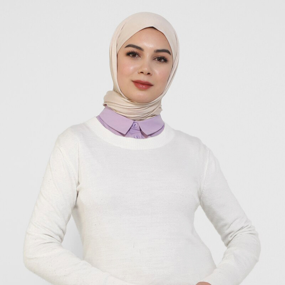 Modanisa Women Lilac Solid Collared Neck Buttoned Tunic-women-clothing-shirtsandblouses-blouses-image-6
