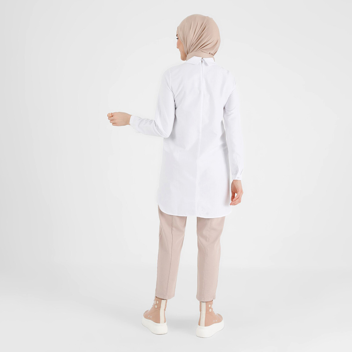 تونيك نسائي من مودانيسا بلون ابیض سادة برقبة دائرية-women-clothing-shirtsandblouses-blouses-image-1