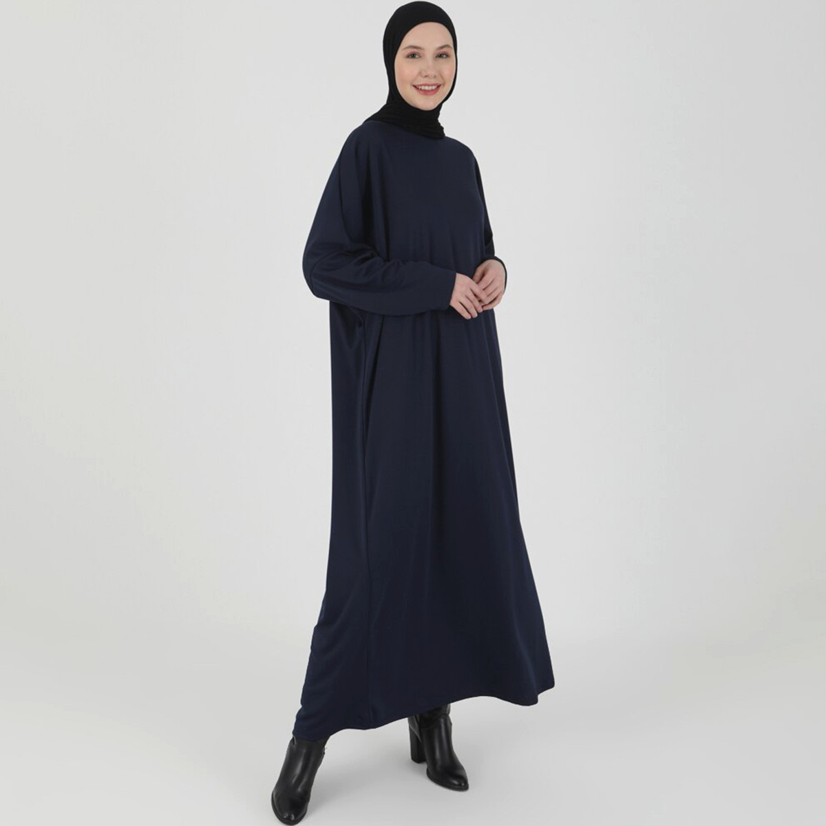 Women Solid Navy Blue Long Sleeves Abaya ZENANE By Modanisa-women-arabicclothing-abayas-image-3