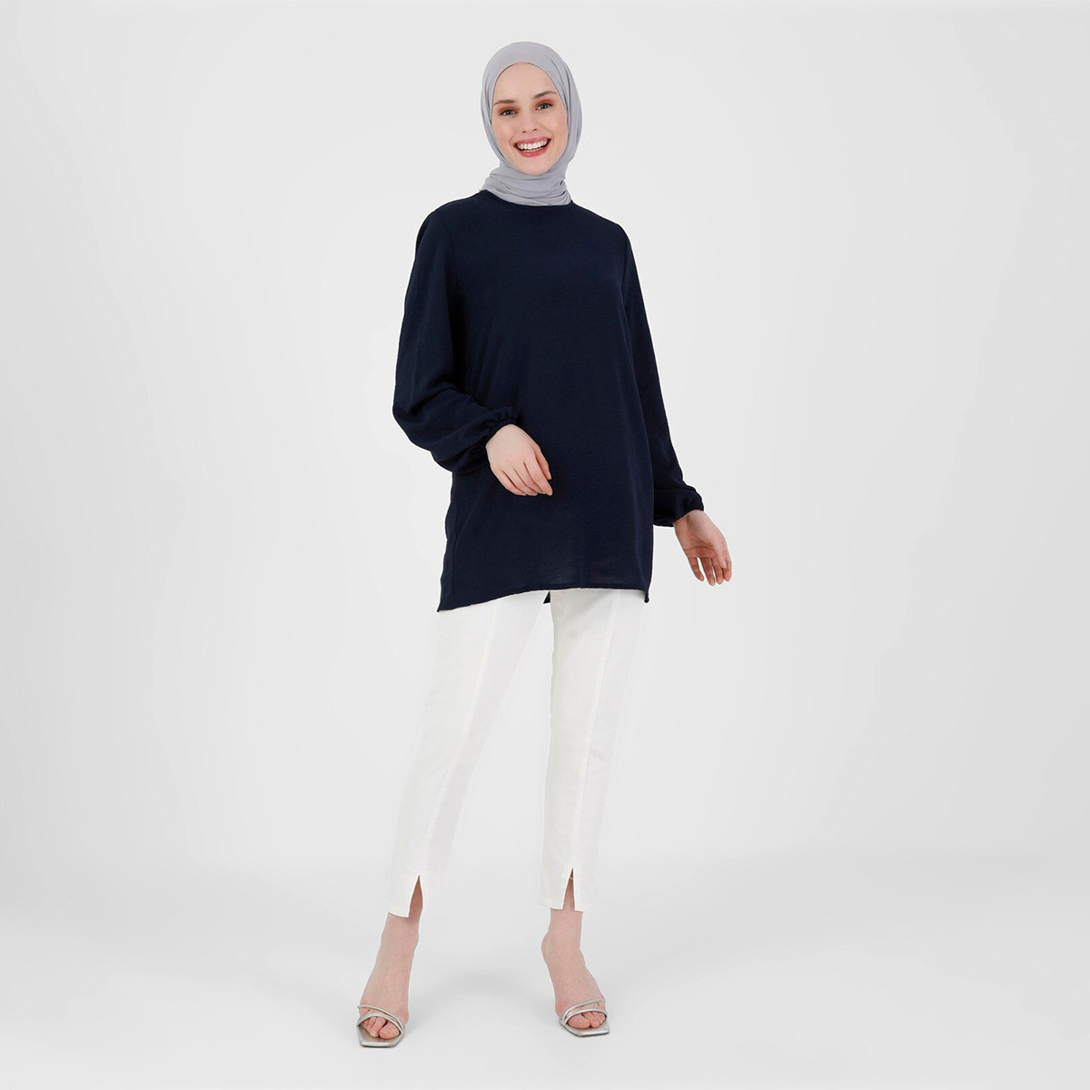 Modanisa Women Blue Solid Crew Neck Back Keyhole Button Blouse-women-clothing-shirtsandblouses-blouses-image-3