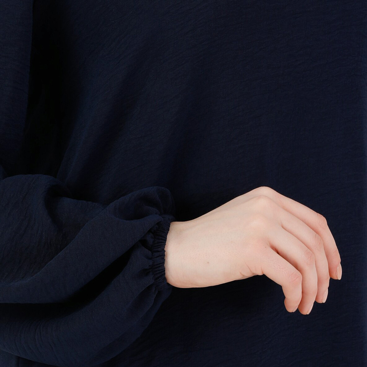 Modanisa Women Blue Solid Crew Neck Back Keyhole Button Blouse-women-clothing-shirtsandblouses-blouses-image-5