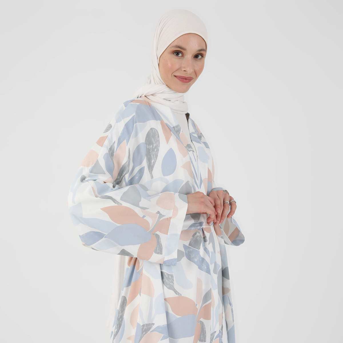 Modanisa Women Multicolour Printed V-Neck Tie Belt Abaya-women-arabicclothing-abayas-image-3