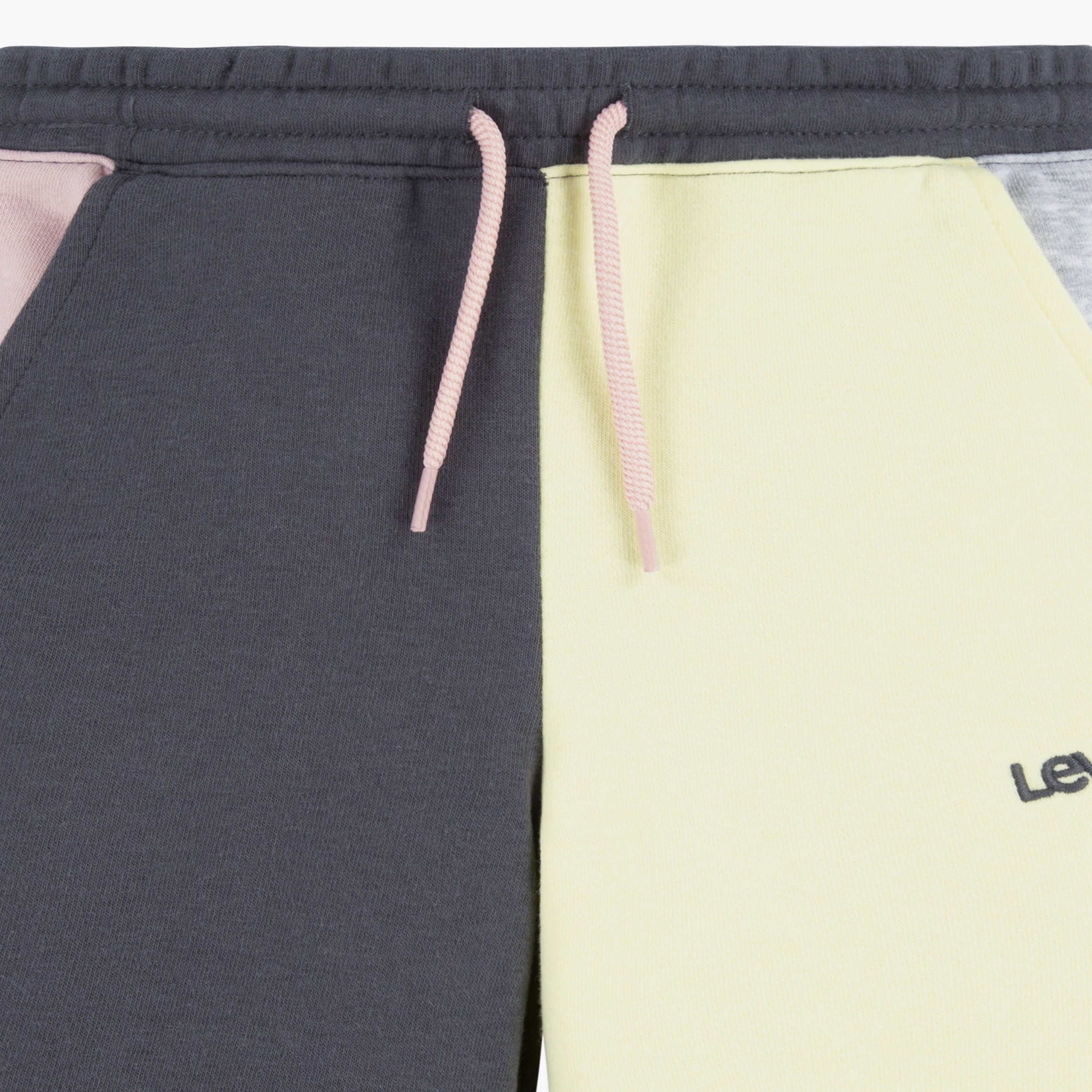 شورت بقوالب ملونة ورباط إغلاق من ليفايز-boys-clothing-bottoms-shorts-image-4