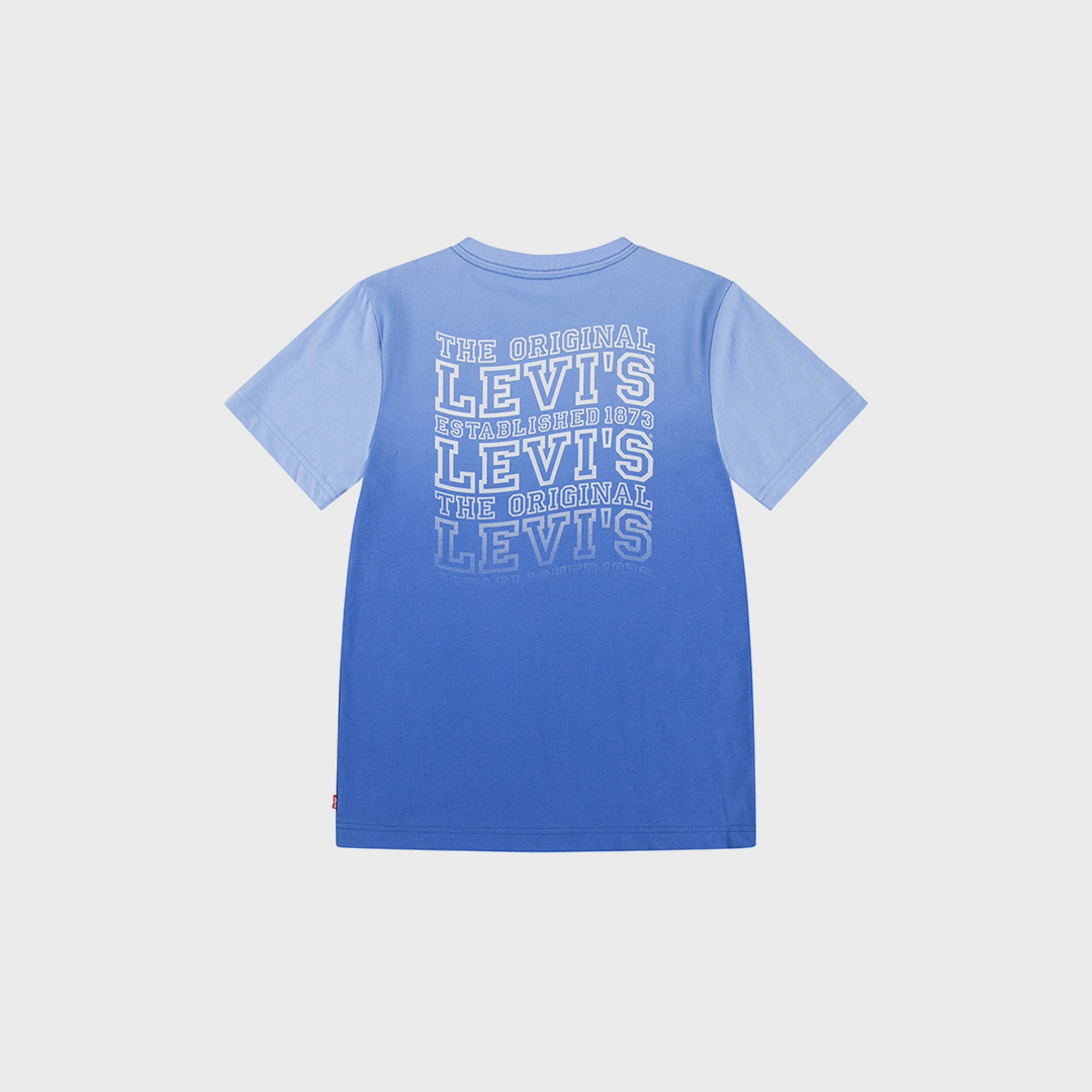 تي شيرت بأكمام قصيرة وتفاصيل شعار من ليفايس-boys-clothing-tshirtsandpolos-image-2