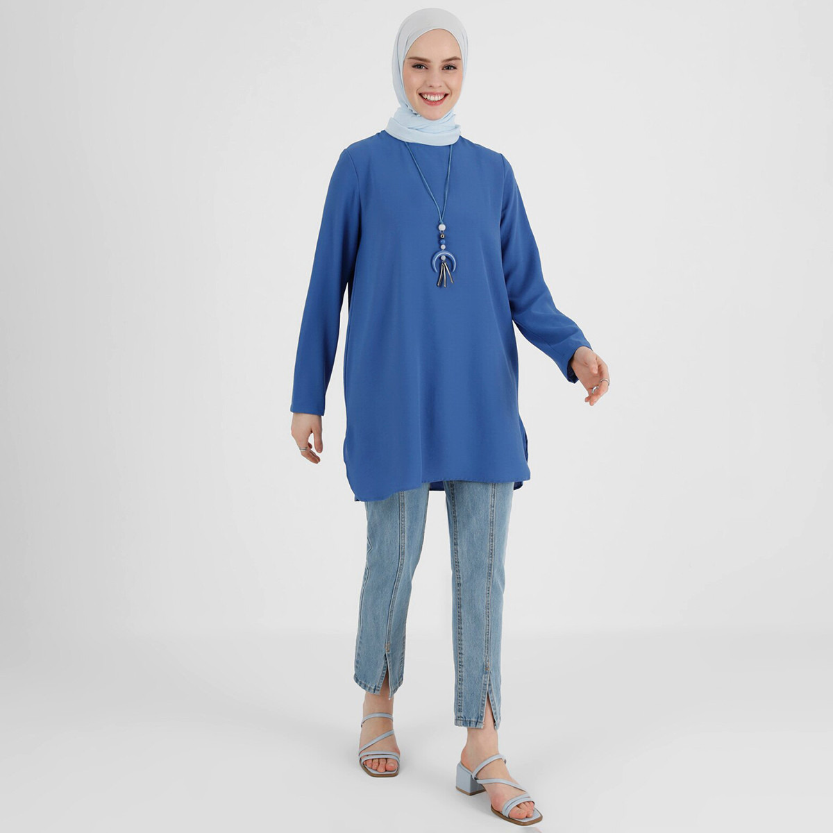 Modanisa Women Indigo Solid Crew Neck Back Keyhole Button Tunic-women-clothing-shirtsandblouses-blouses-image-3