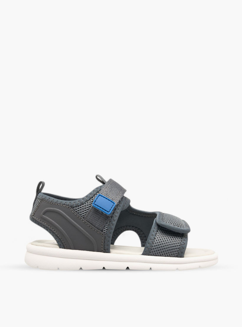 صندل مسطح بارز الملمس بشريط إغلاق لاصق من جونيورز-boys-shoes-sandals-image-3