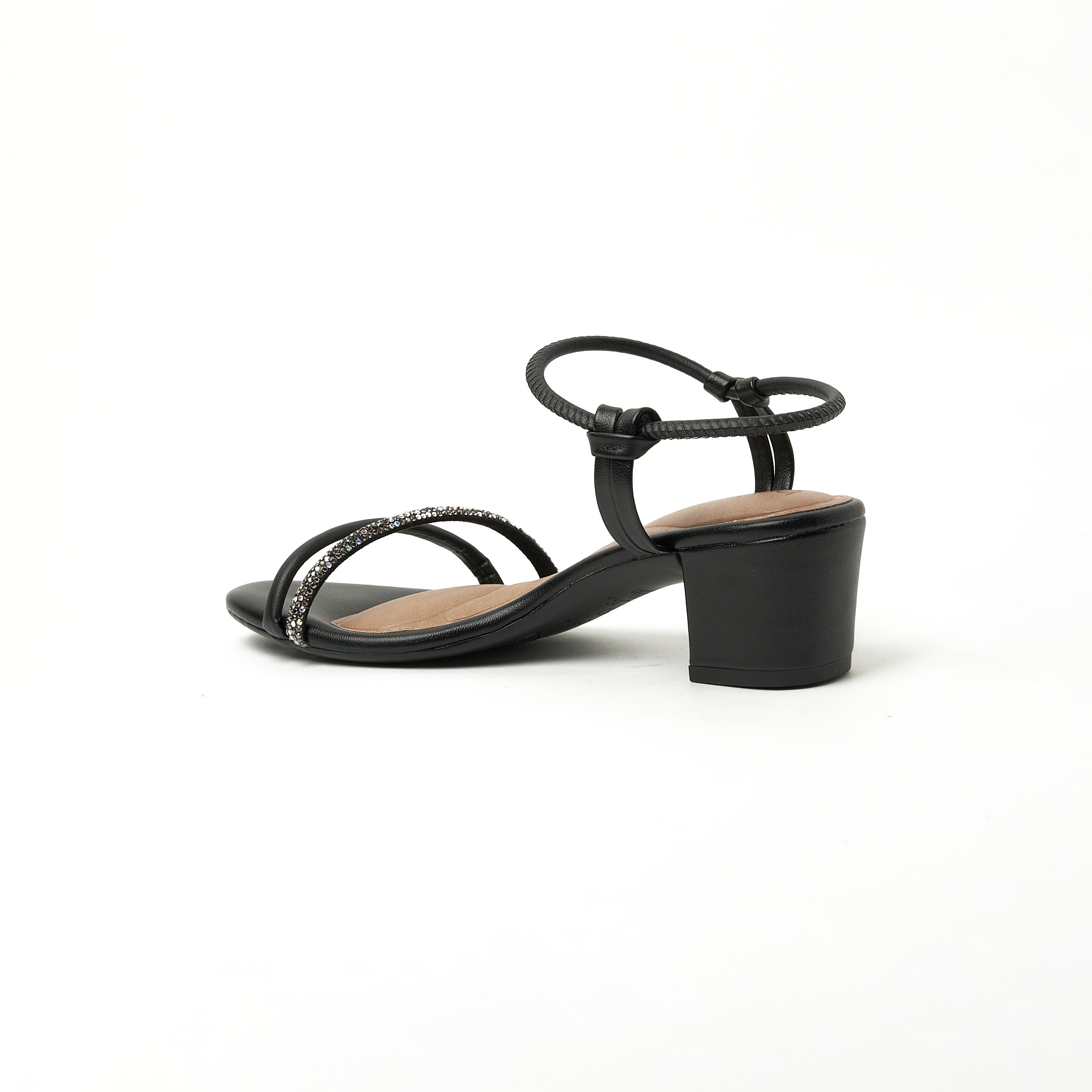 بيرا ريو- صندل نسائي كعب مربع سهل الارتداء بتفاصيل مزخرفة | 8246-1205-26510-93898-women-shoes-heels-image-4