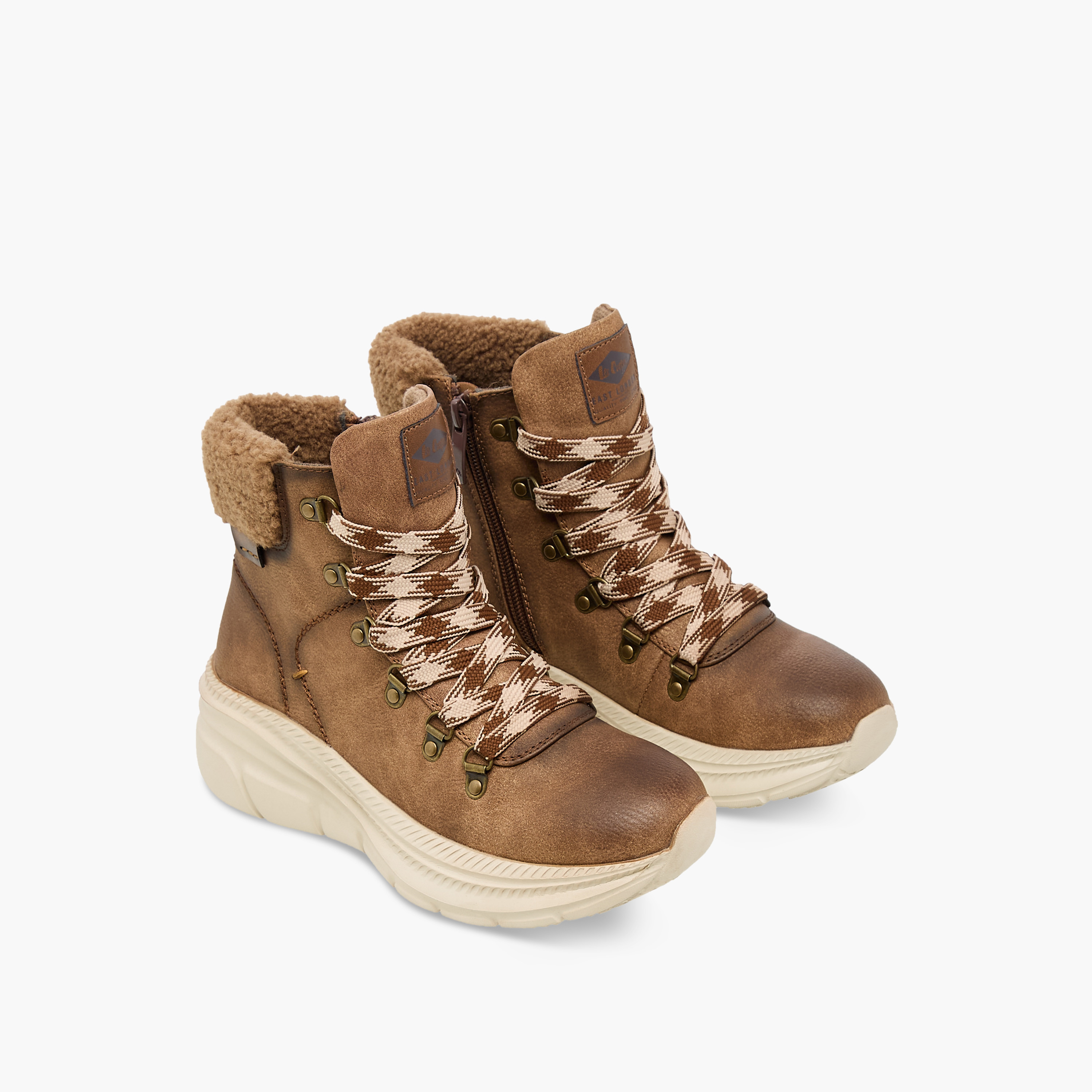 بوت بطول الكاحل بزينة فرو للنساء من لي كوبر-women-shoes-boots-image-1