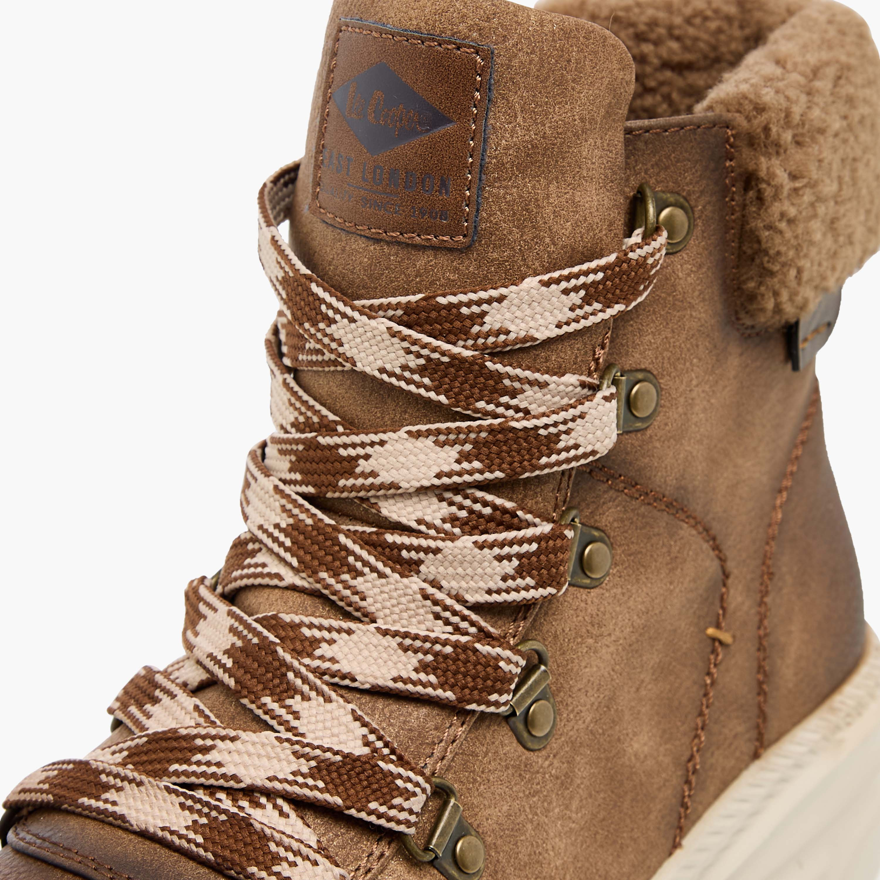 بوت بطول الكاحل بزينة فرو للنساء من لي كوبر-women-shoes-boots-image-5