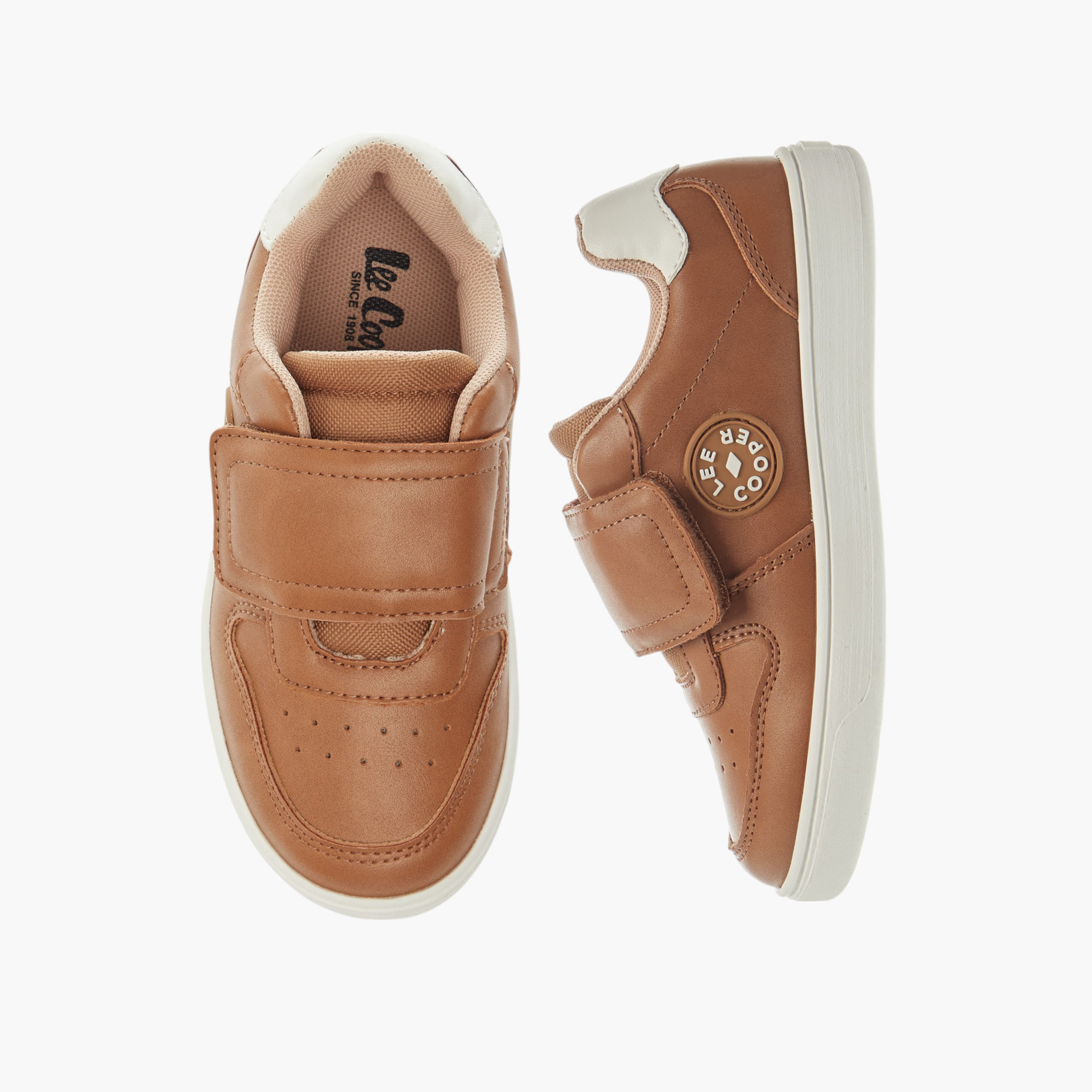 حذاء سنيكرز بارز الملمس بشريط إغلاق لاصق للأولاد من لي كوبر-boys-shoes-schoolshoes-image-1