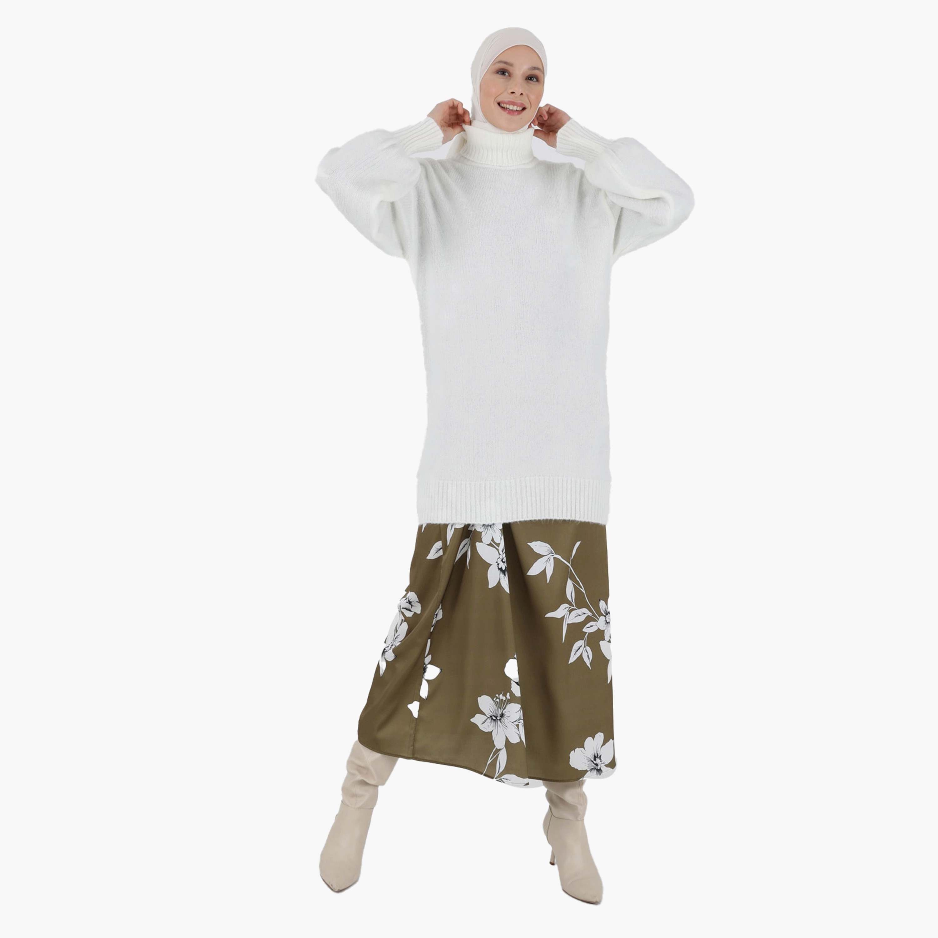 Modanisa Turtle Neck Knit Tunic-women-clothing-shirtsandblouses-blouses-image-2