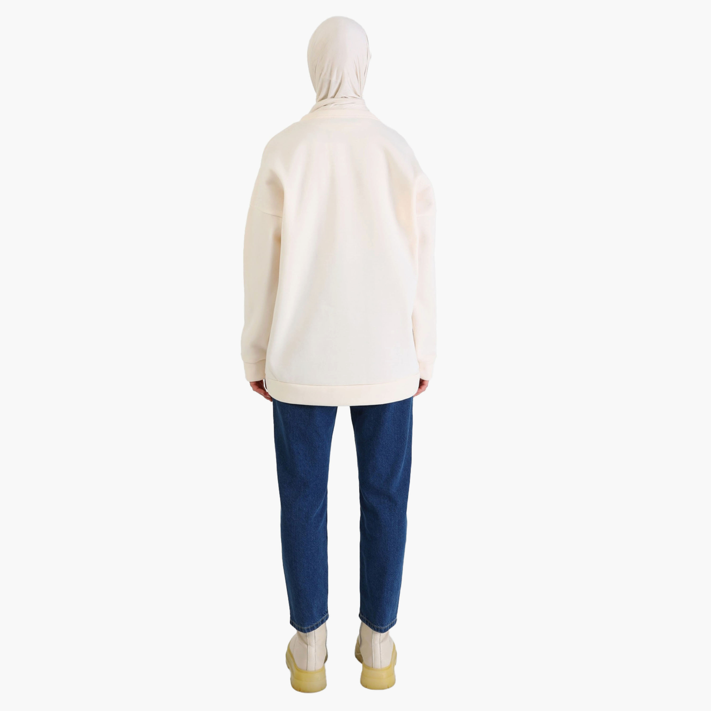 سويت شيرت مودانيسا مزين بالدانتيل برقبة دائرية-women-winterwear-hoodiesandsweatshirts-hoodies-image-5