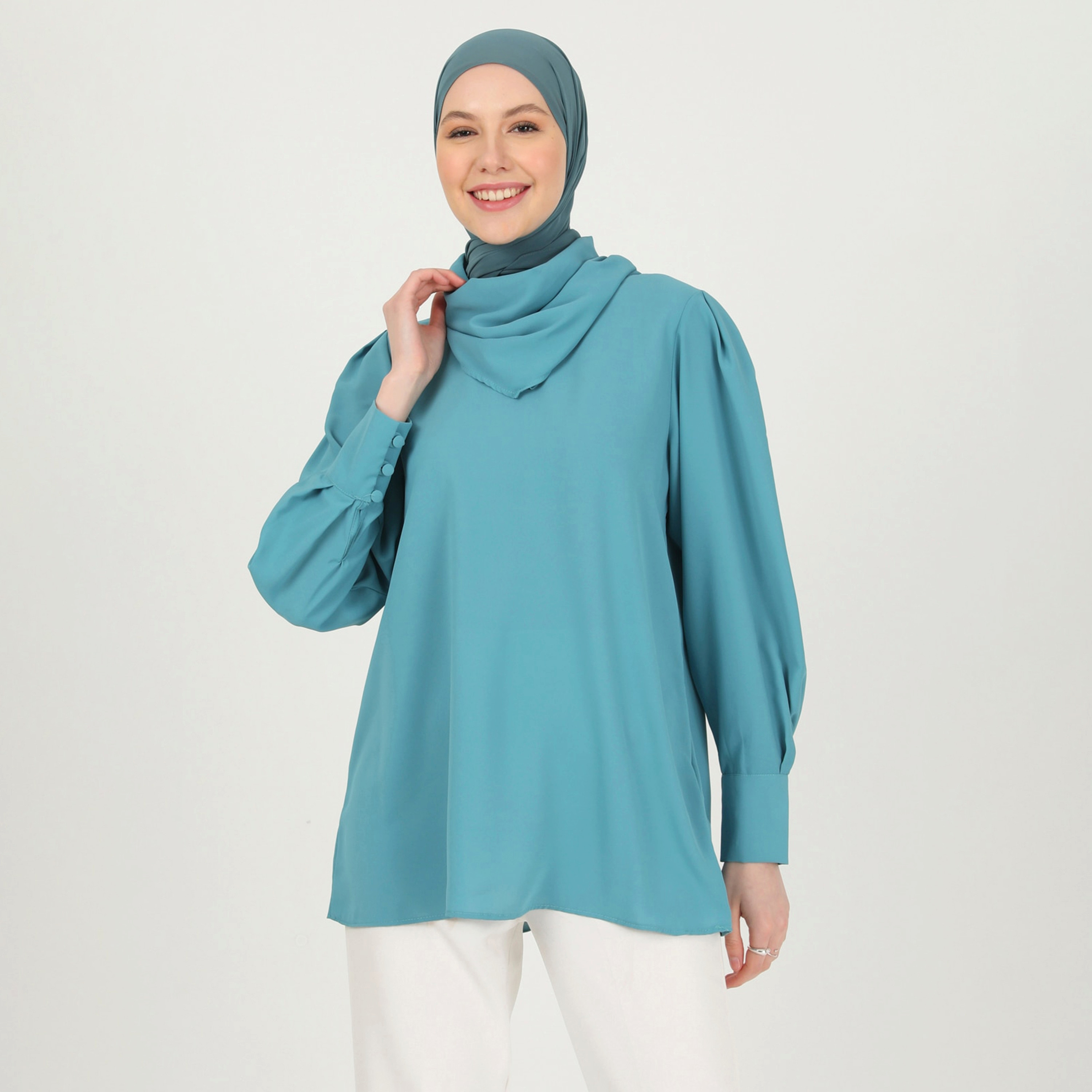 Modanisa Plain Scarf Neck Long Sleeves Top-women-clothing-shirtsandblouses-blouses-image-3