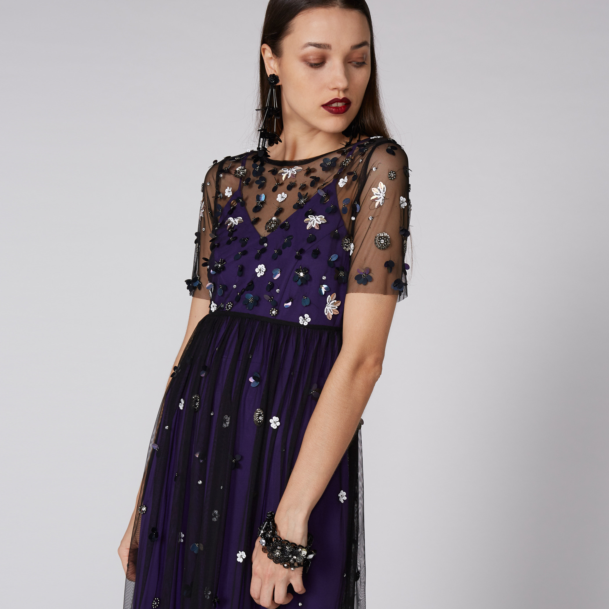 Embellished midi dress with sleeves best sale