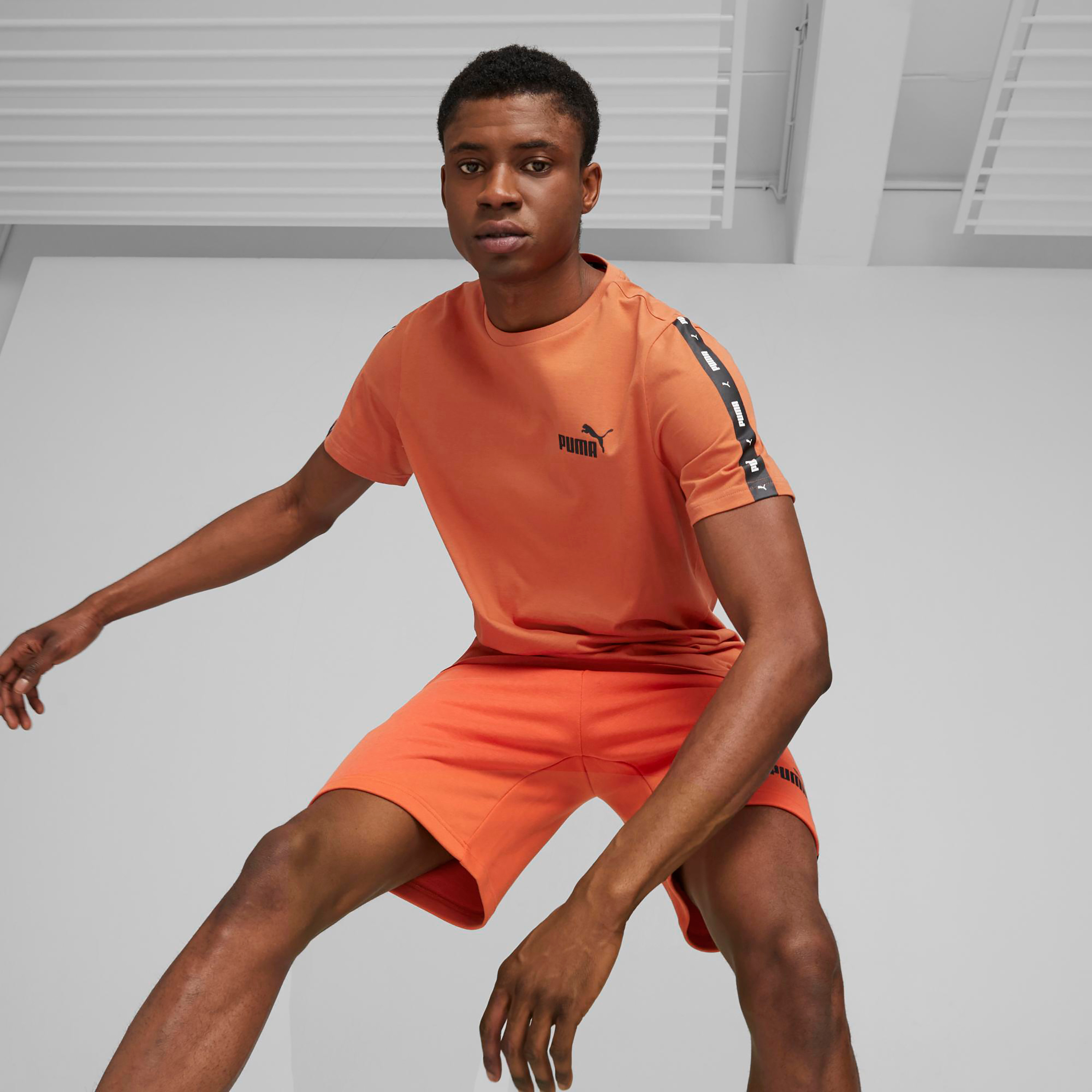 تي شيرت من بوما إسنشيال تيب للرجال 84738265-men-clothing-sportswearandactivewear-tshirtsandpolos-image-6