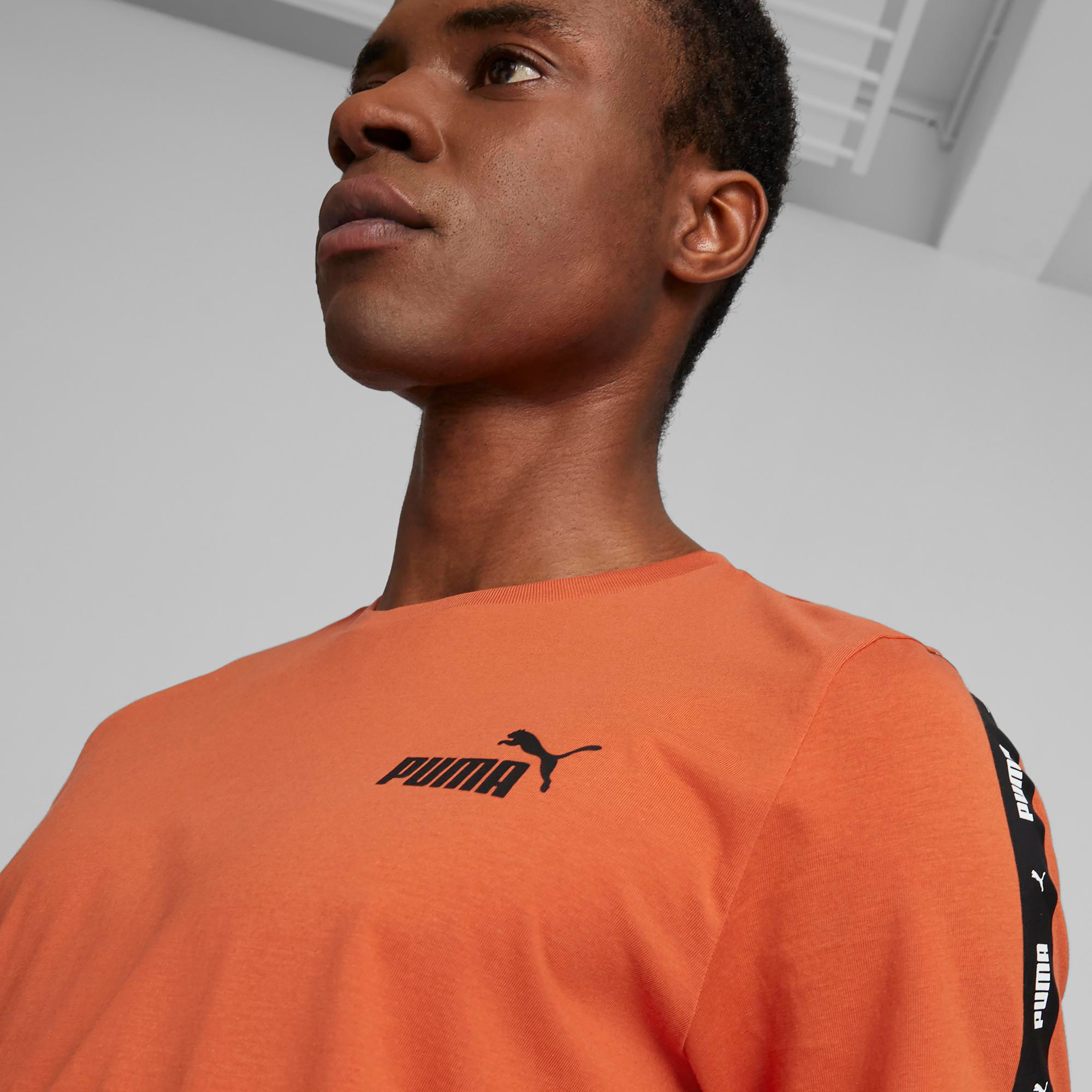 تي شيرت من بوما إسنشيال تيب للرجال 84738265-men-clothing-sportswearandactivewear-tshirtsandpolos-image-8