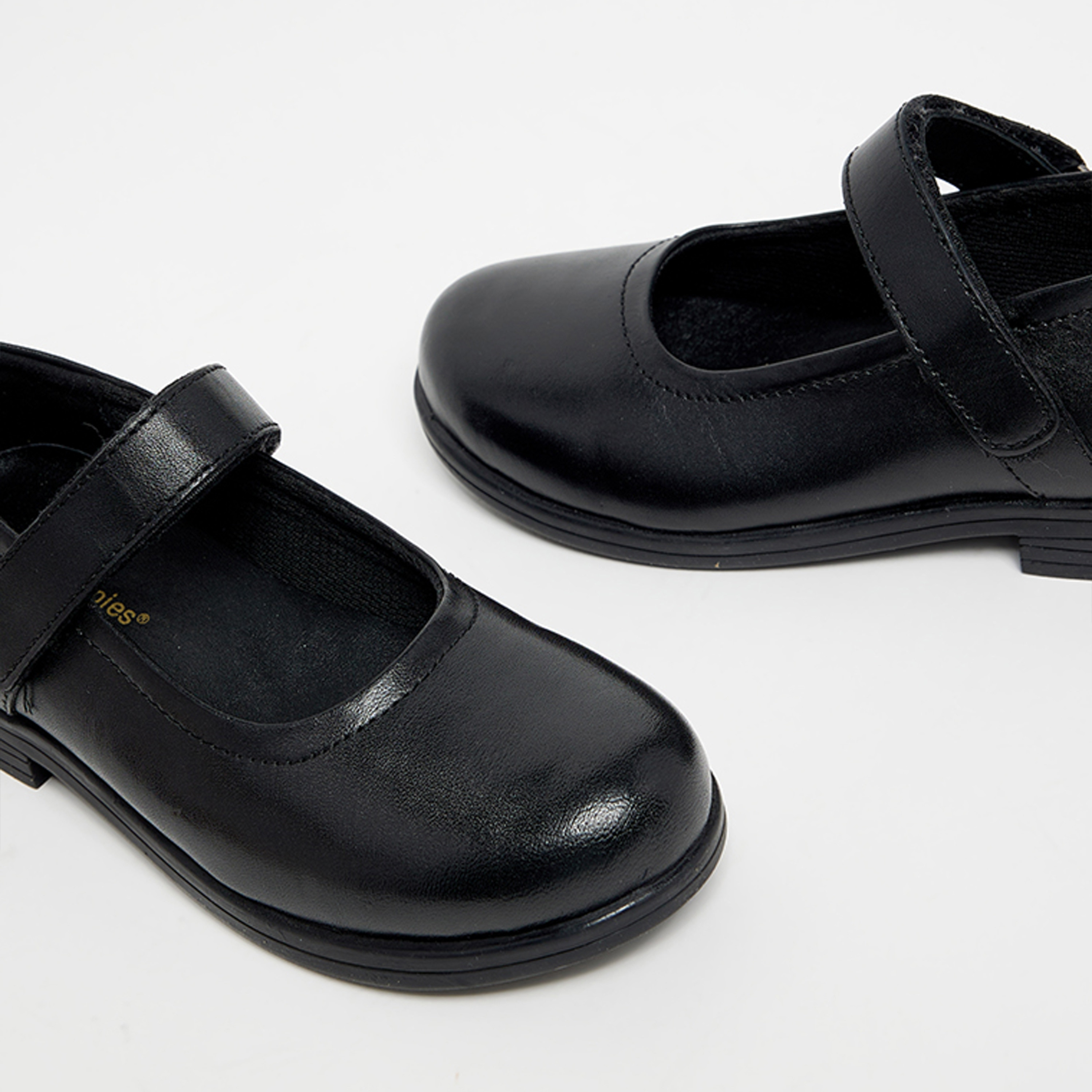 هاش بوبيز- حذاء رياضي للبنات بإبزيم وحلقة | 8490-B-girls-shoes-sandals-image-2