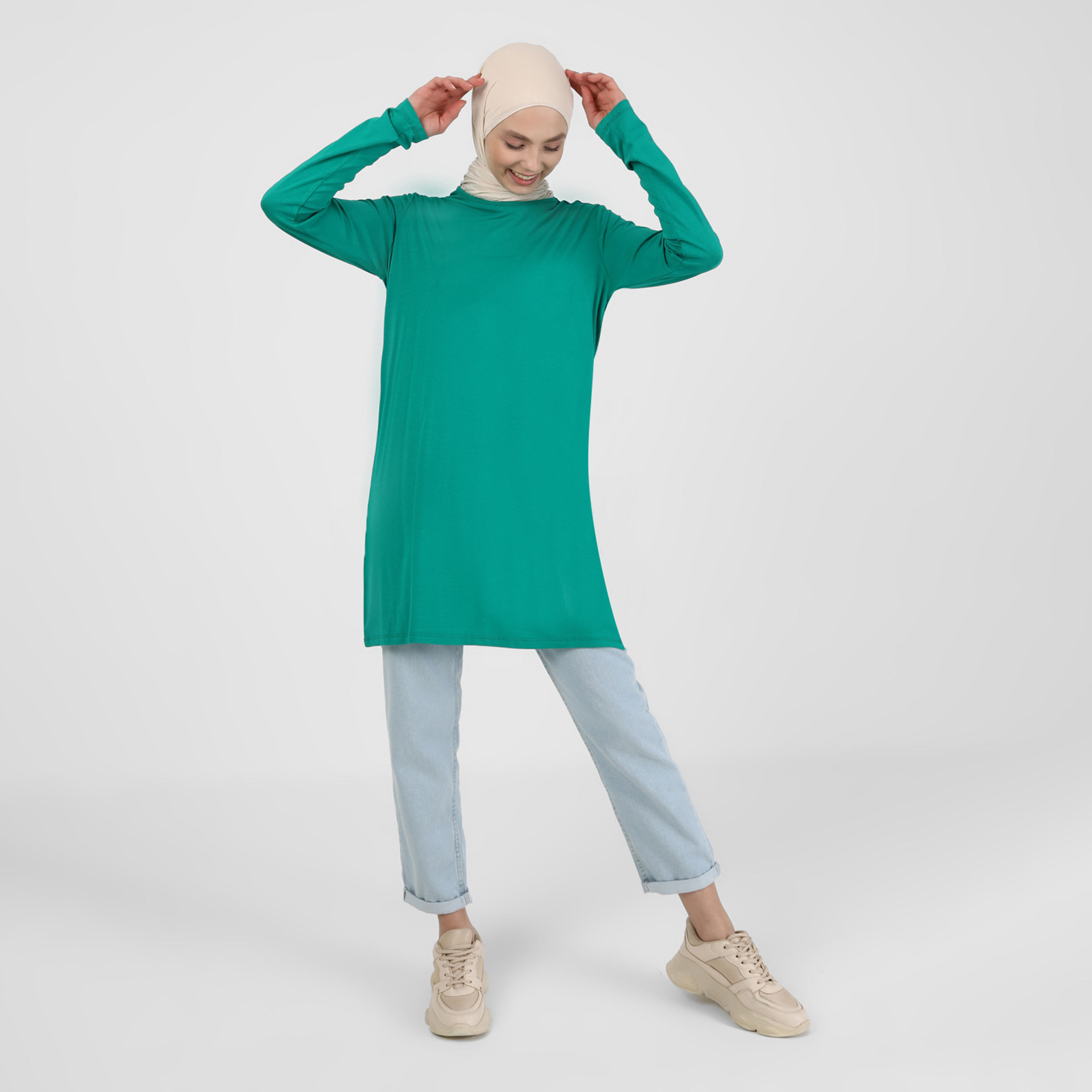 تونيك بأكمام طويلة وياقة دائرية سادة من ريفكا-women-clothing-shirtsandblouses-blouses-image-4