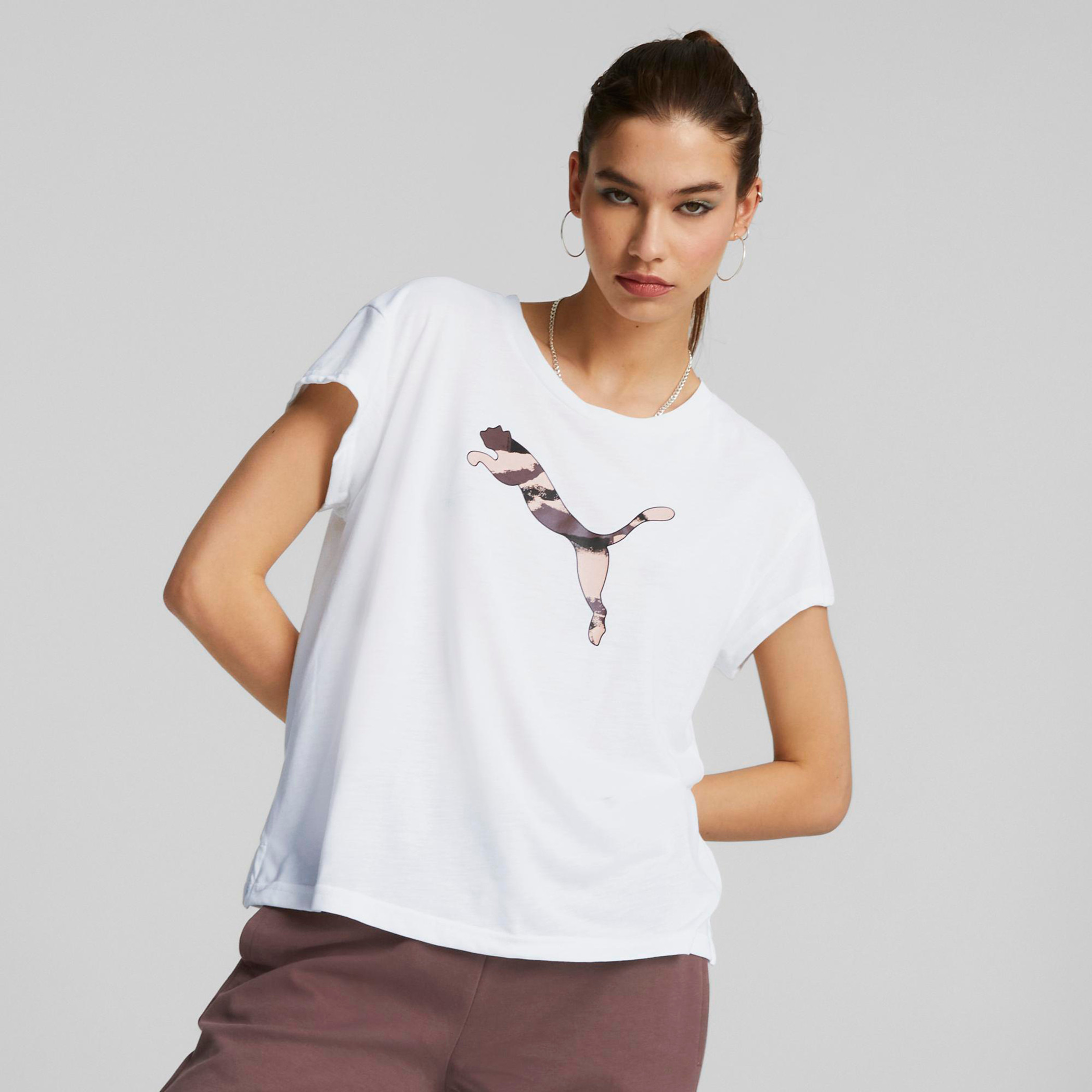 تيشيرت نسائي بشعار من بوما مودرن سبورتس-sports-women-clothing-tshirtsandvests-image-8