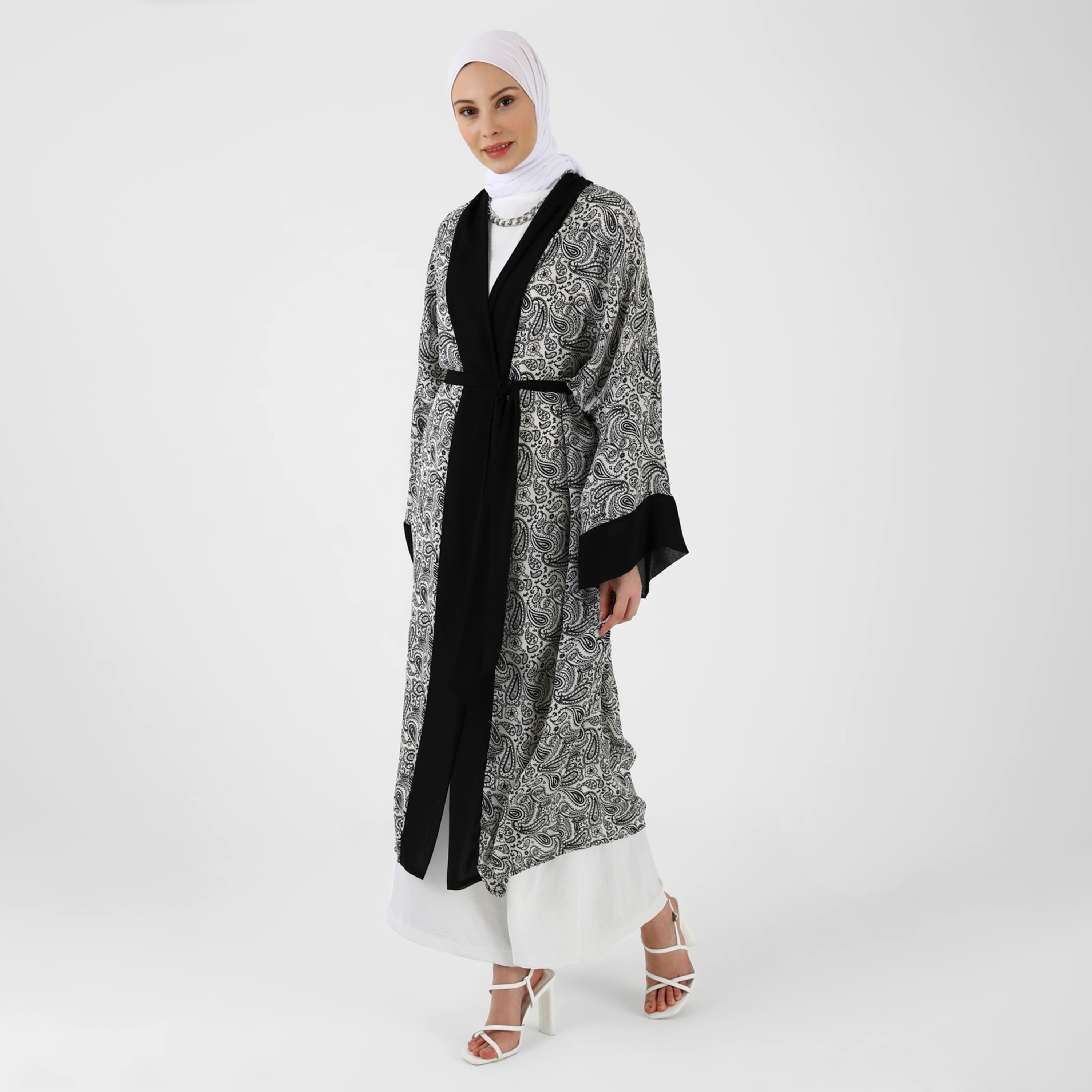 كيمونو بتصميم بيزلي بياقة شال وحزام ربطة من مودانيسا-women-clothing-shirtsandblouses-blouses-image-2