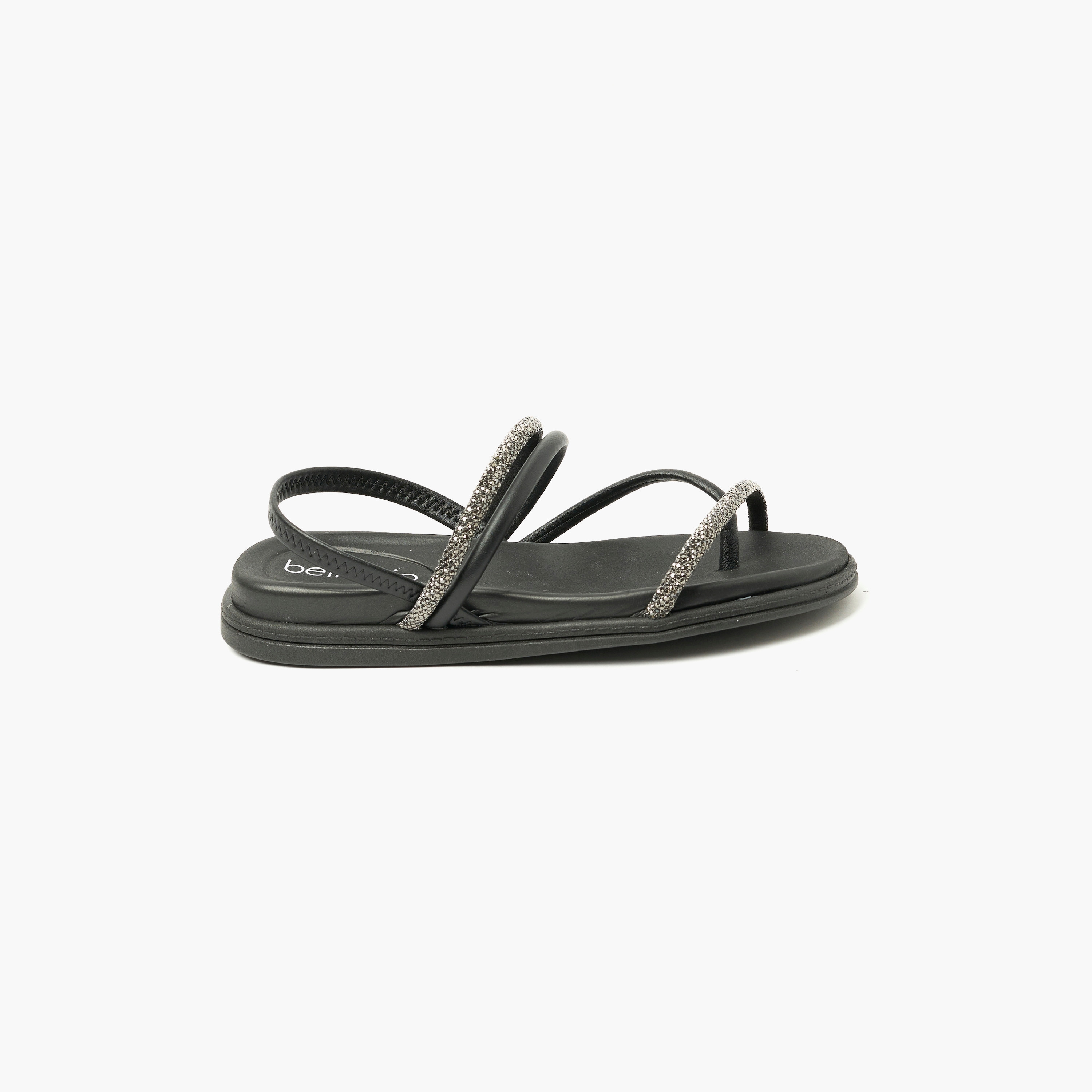 حذاء صنادل نسائي مسطح مع لمسة كريستالية من بيرا ريو | 8513-100-26467-women-shoes-sandals-flats-image-2
