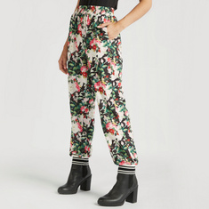 2Xtremz Floral Print Mid-Rise Joggers with Elasticised Waistband and Pockets