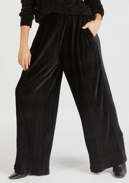 2Xtremz Textured Mid-Rise Palazzo Pants with Elasticated Waistband