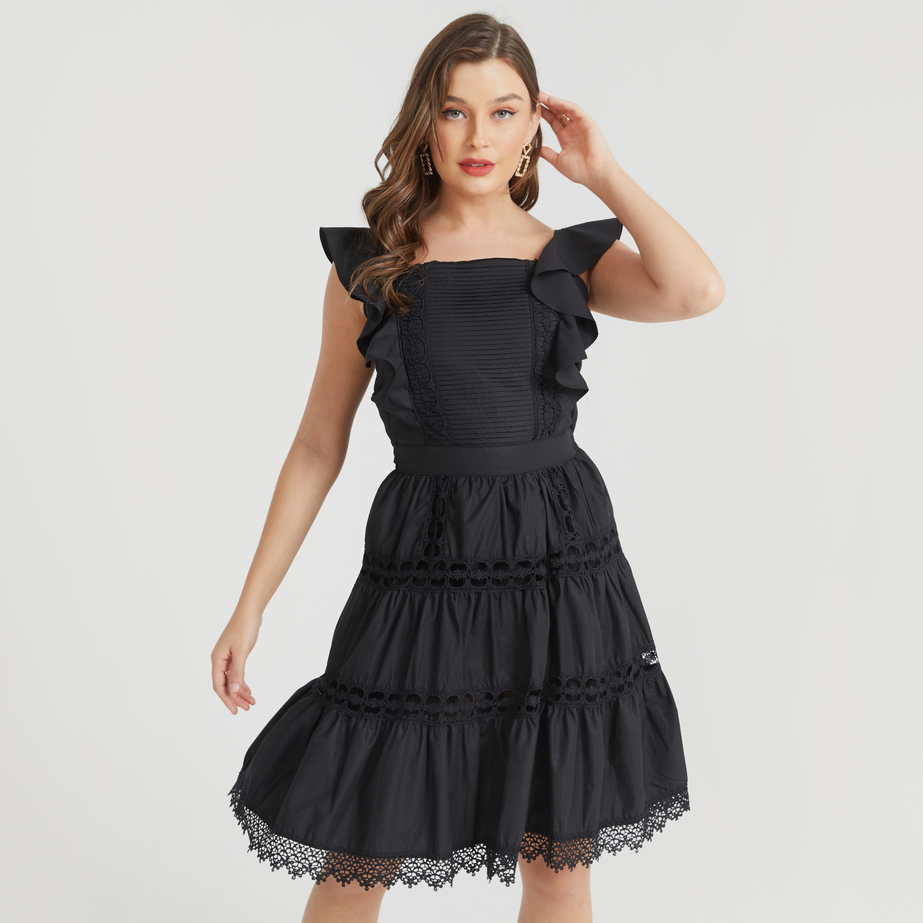 فستان قصير دانتيل متعدد الطبقات بكشكش ورباط من تو إكستريمز-women-clothing-dresses-image-2