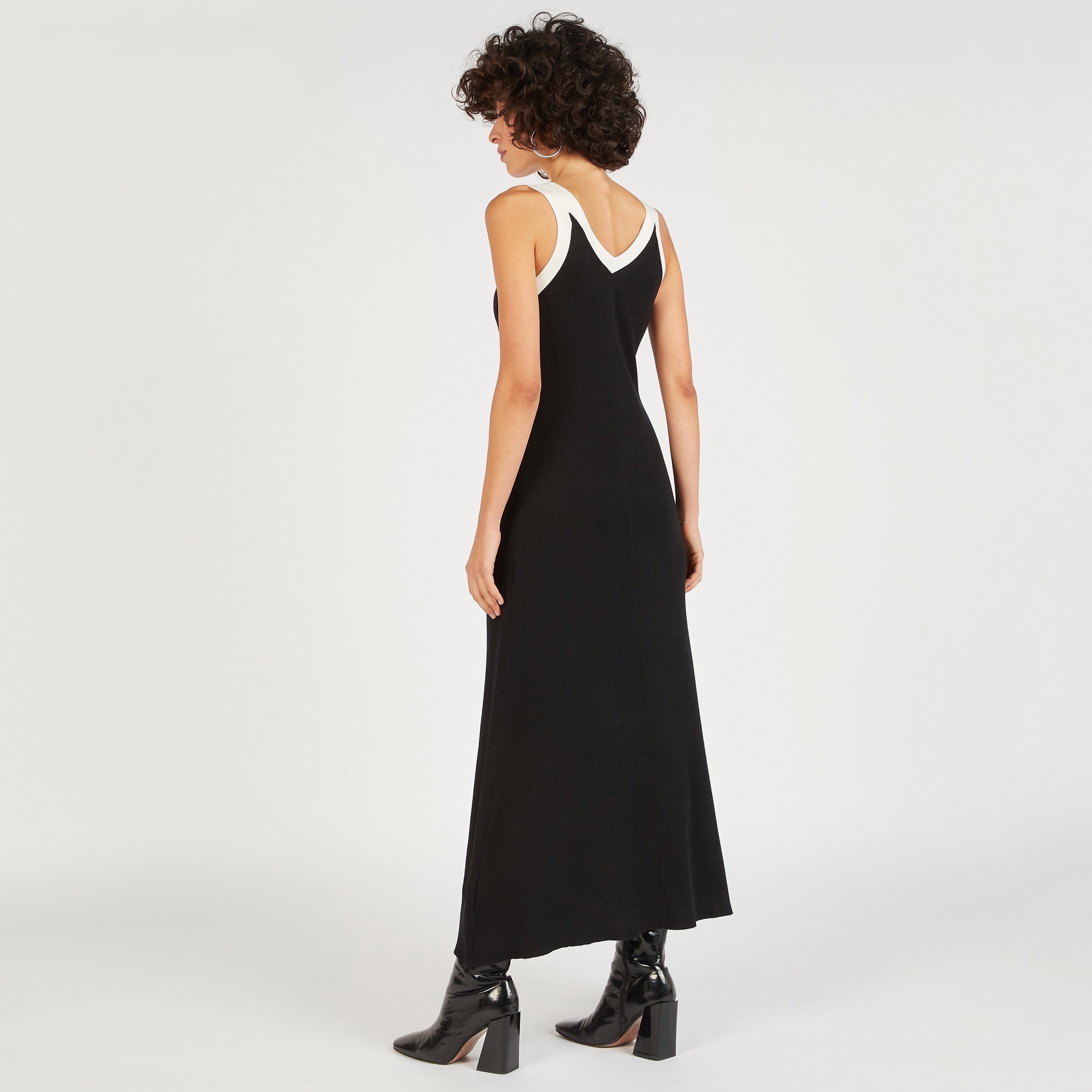 فستان طويل واسع دون أكمام بارز الملمس بياقة v من تو إكستريمز-women-clothing-dresses-image-4