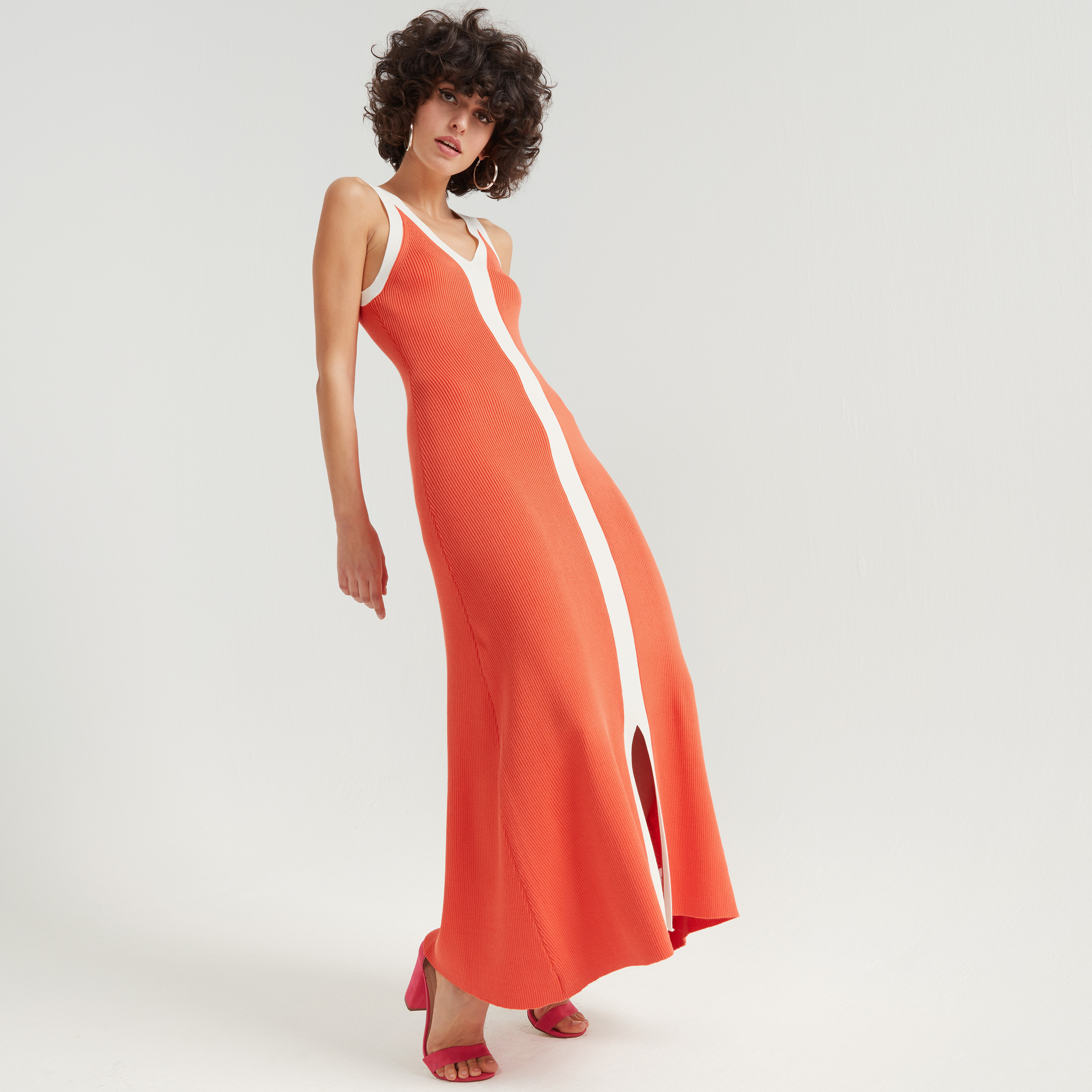 فستان طويل واسع دون أكمام بارز الملمس بياقة v من تو إكستريمز-women-clothing-dresses-image-10
