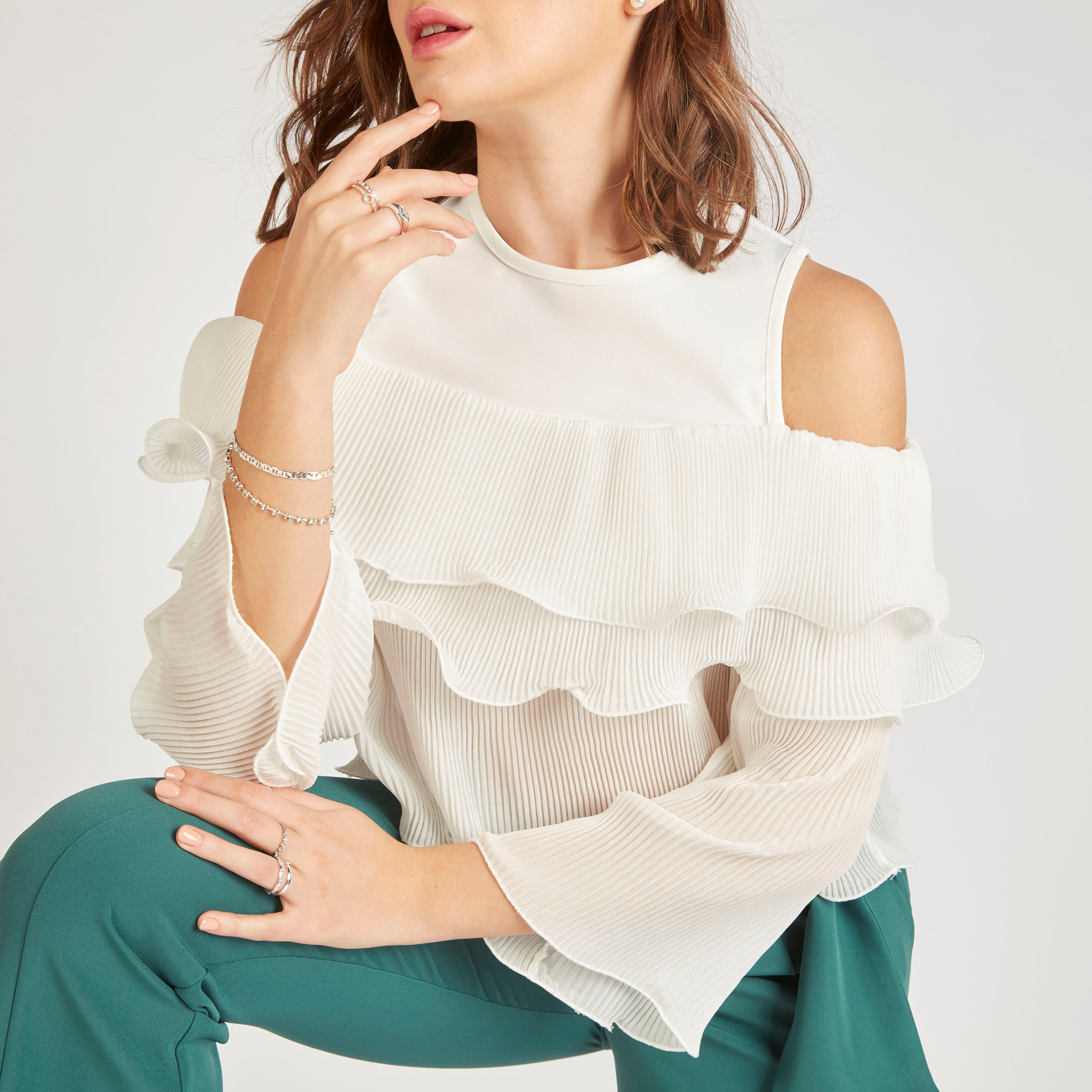 بلوزة مكشوفة الأكتاف بكشكش من توإكستريمز-women-clothing-shirtsandblouses-blouses-image-3