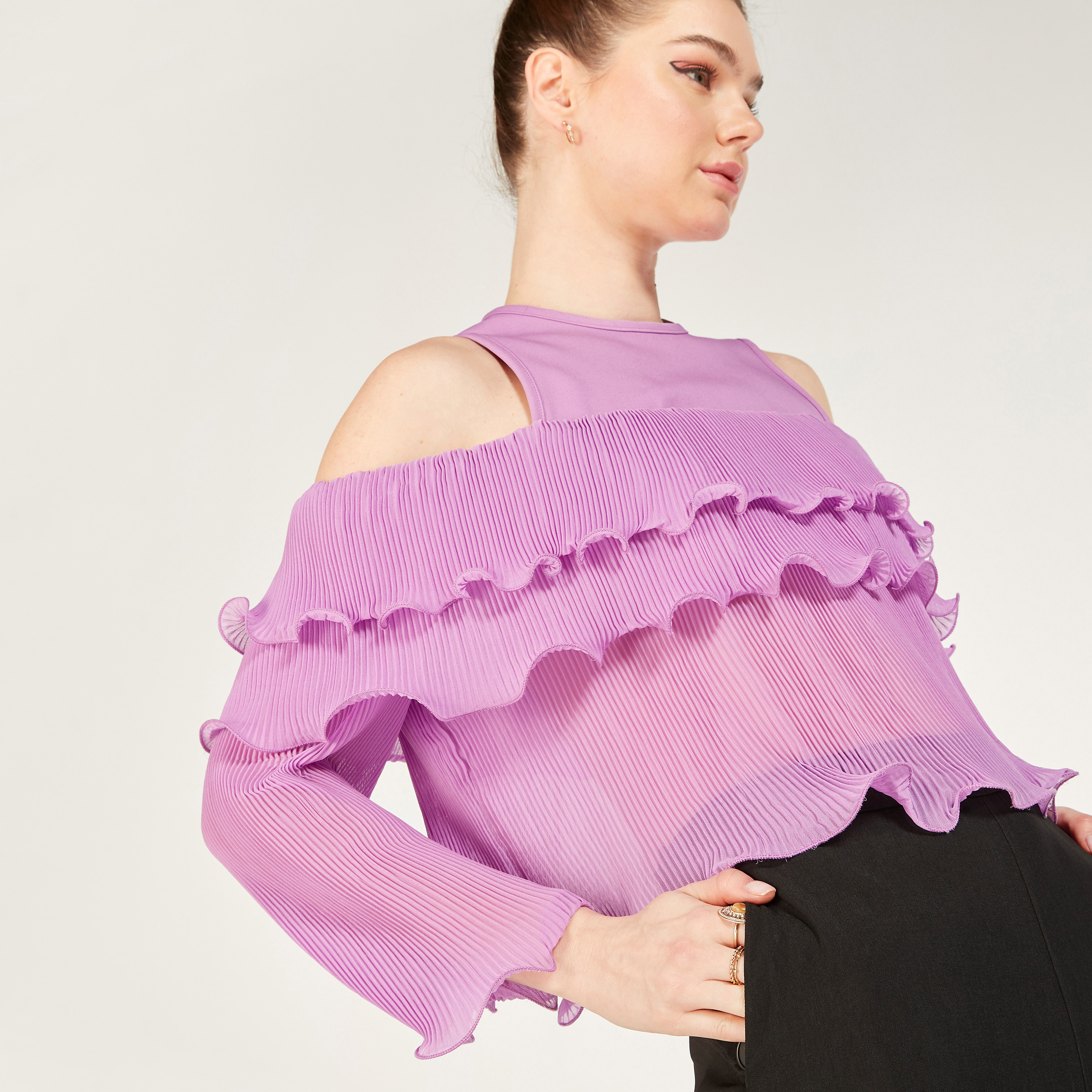 بلوزة مكشوفة الأكتاف بكشكش من توإكستريمز-women-clothing-shirtsandblouses-blouses-image-11