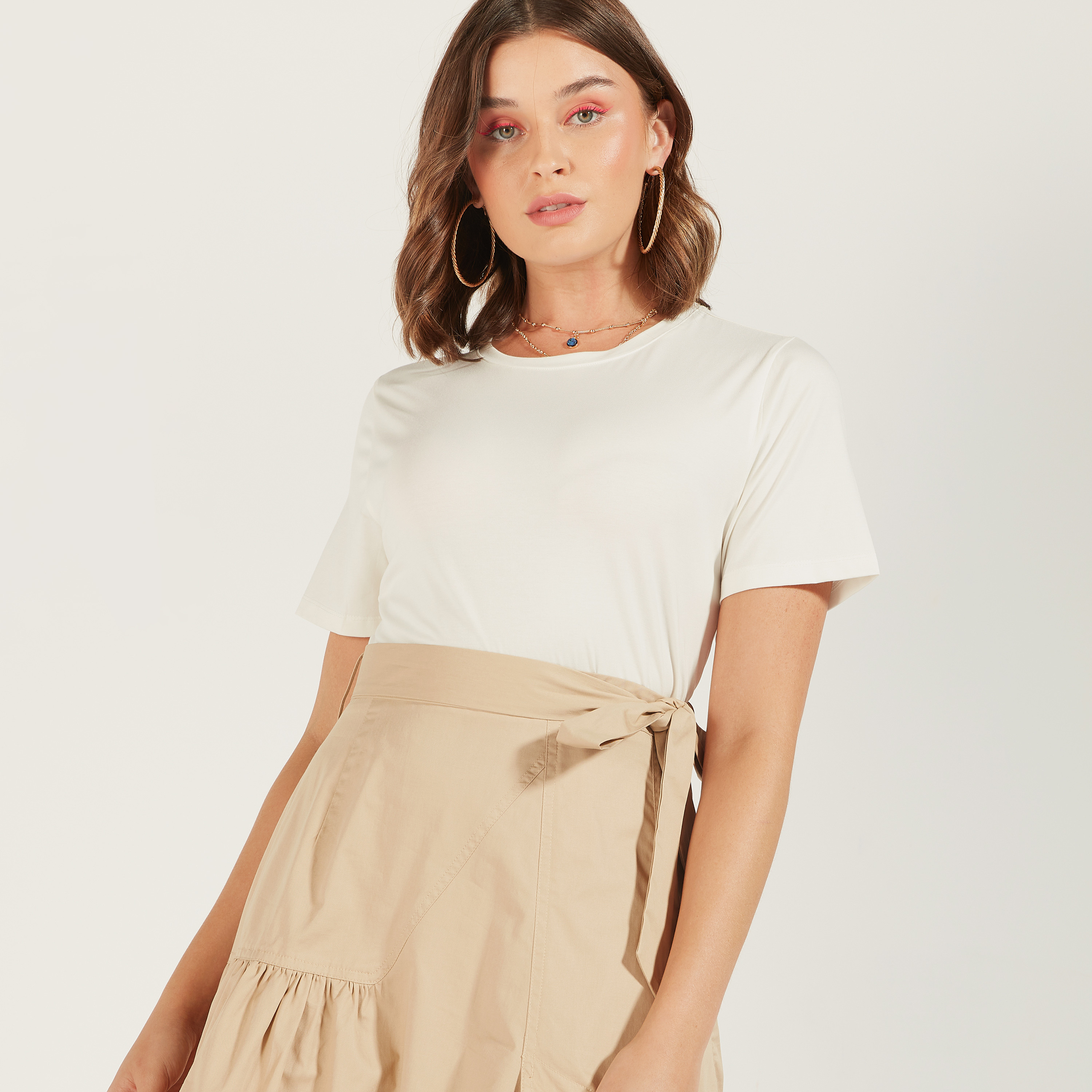 فستان سادة بأطراف غير مستوية وأربطة وكسّرات-women-clothing-dresses-image-8