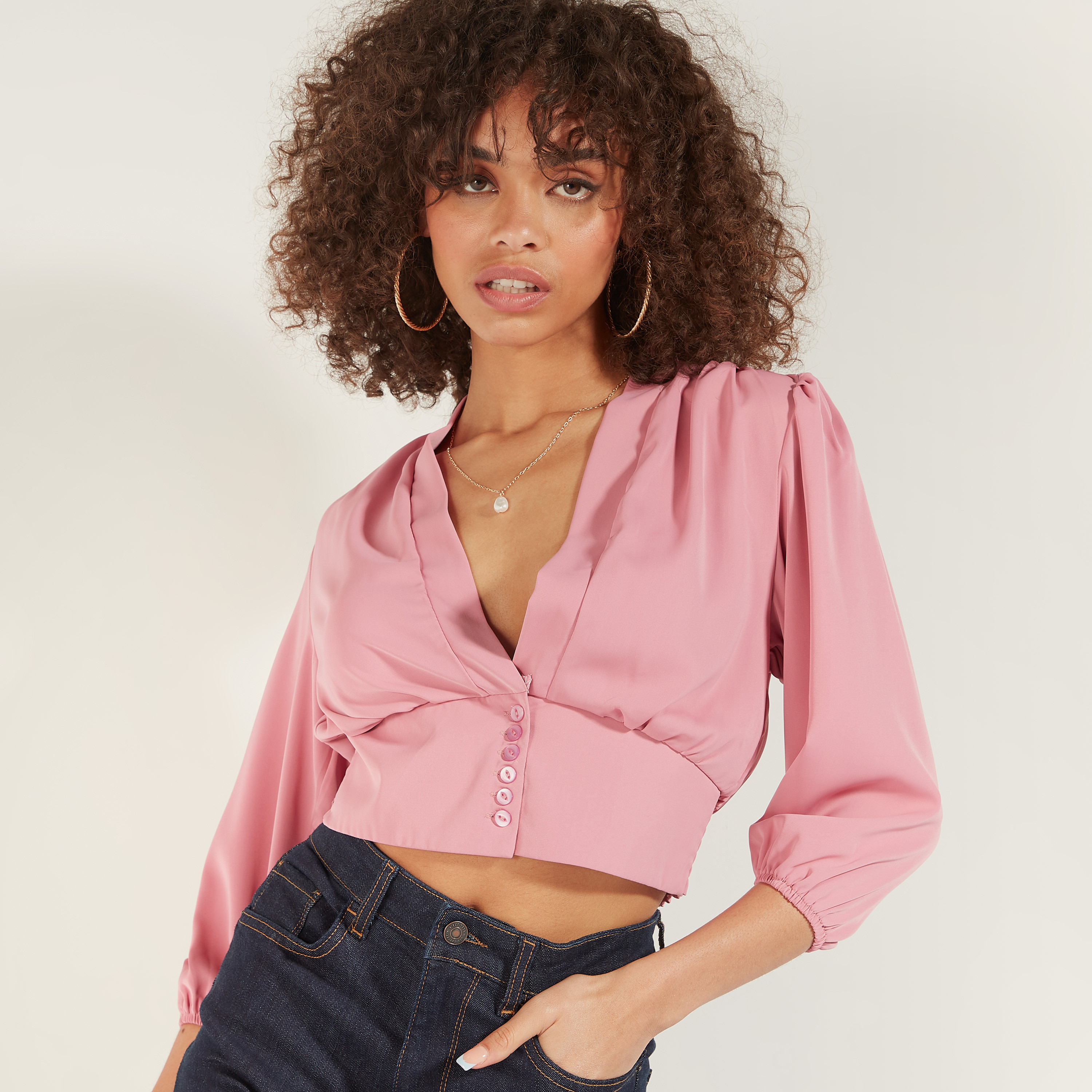 بلوزة سادة بياقة v وأكمام 3/4 وزر إغلاق توإكستريمز-women-clothing-shirtsandblouses-blouses-image-5