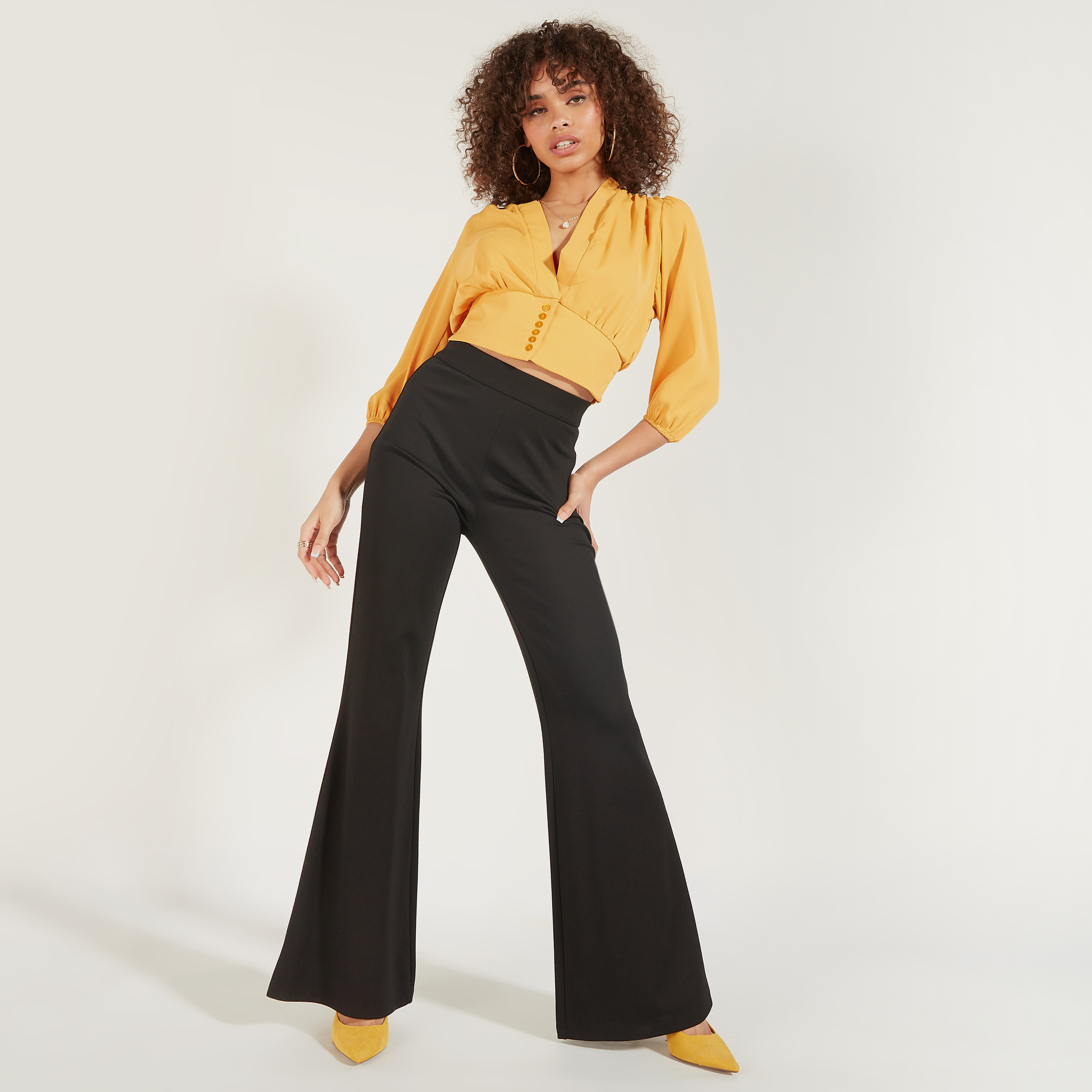 بلوزة سادة بياقة v وأكمام 3/4 وزر إغلاق توإكستريمز-women-clothing-shirtsandblouses-blouses-image-15