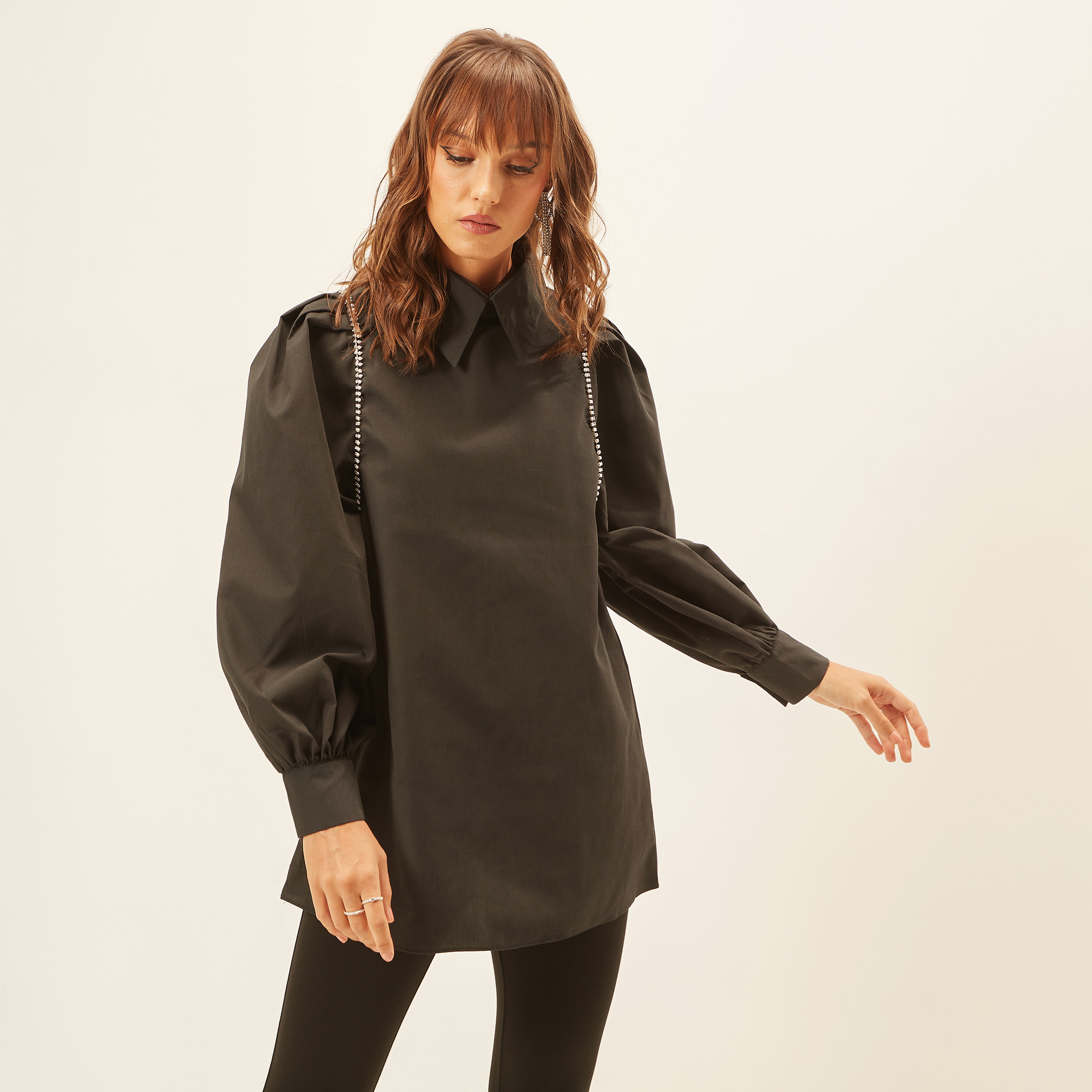 قميص سادة بياقة واسعة وتزيينات من توإكستريمز-women-clothing-shirtsandblouses-shirts-image-7