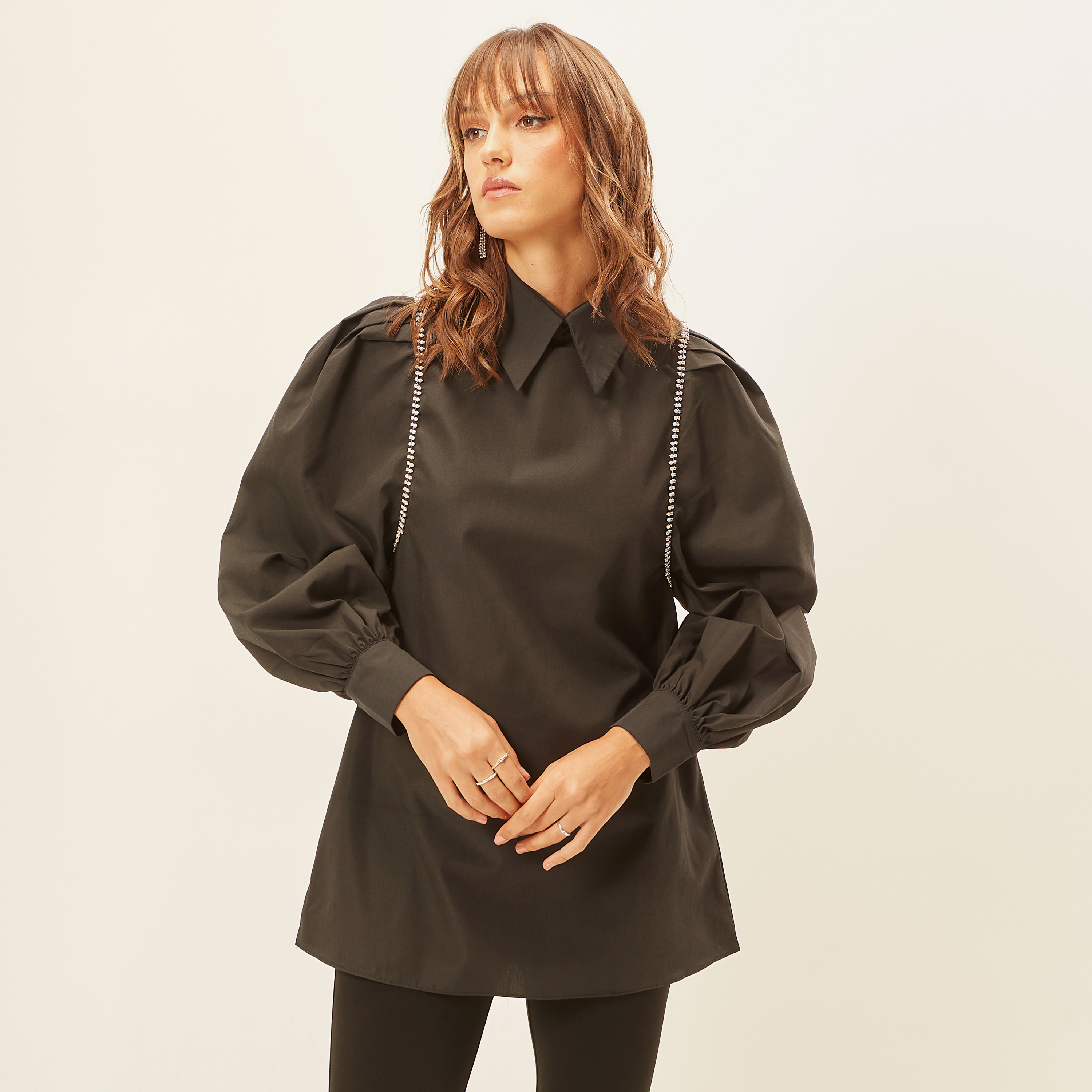 قميص سادة بياقة واسعة وتزيينات من توإكستريمز-women-clothing-shirtsandblouses-shirts-image-10