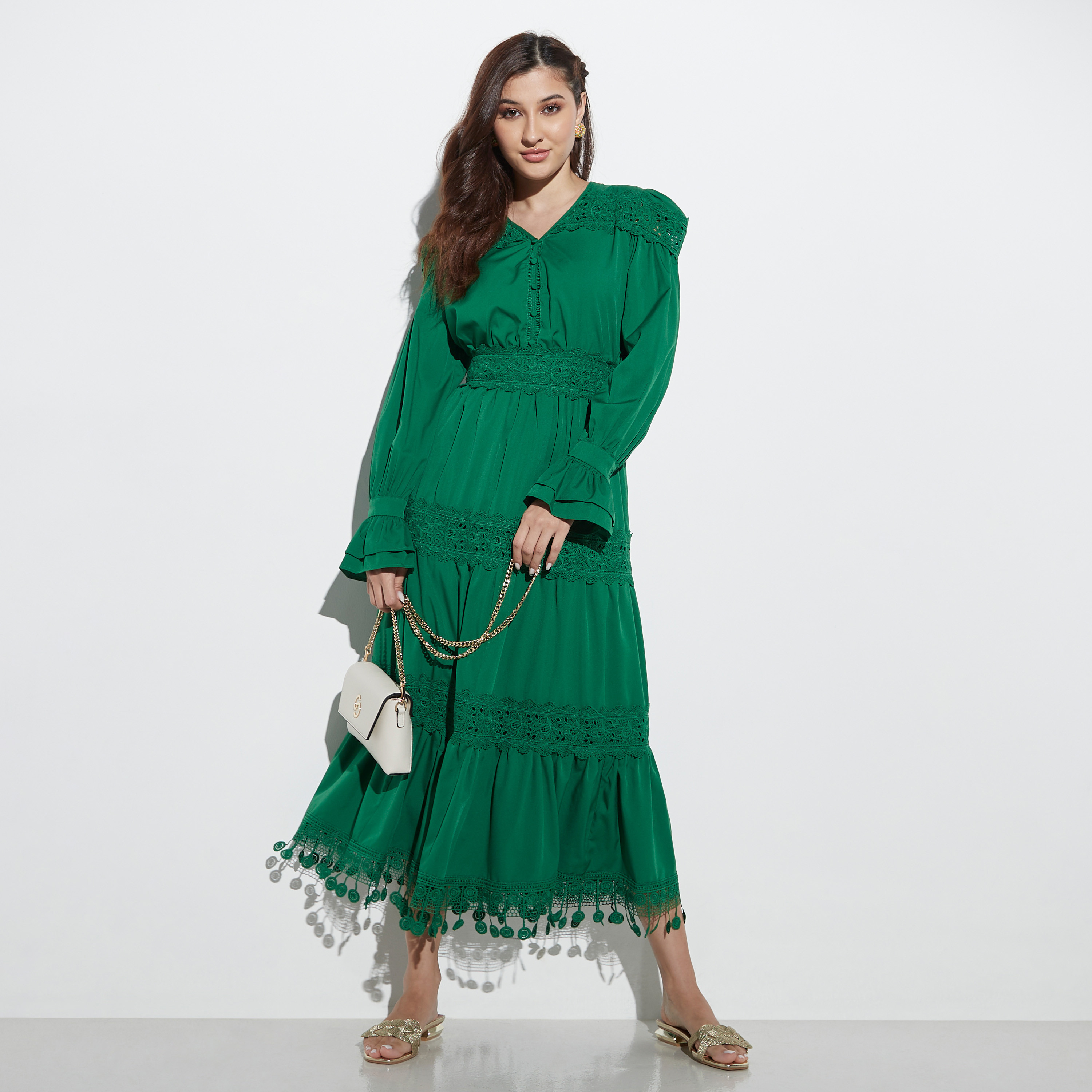 فستان ميدي متعدد الطبقات بأكمام طويلة وياقة V وتفاصيل دانتيل من تو إكستريمز-women-clothing-dresses-image-2