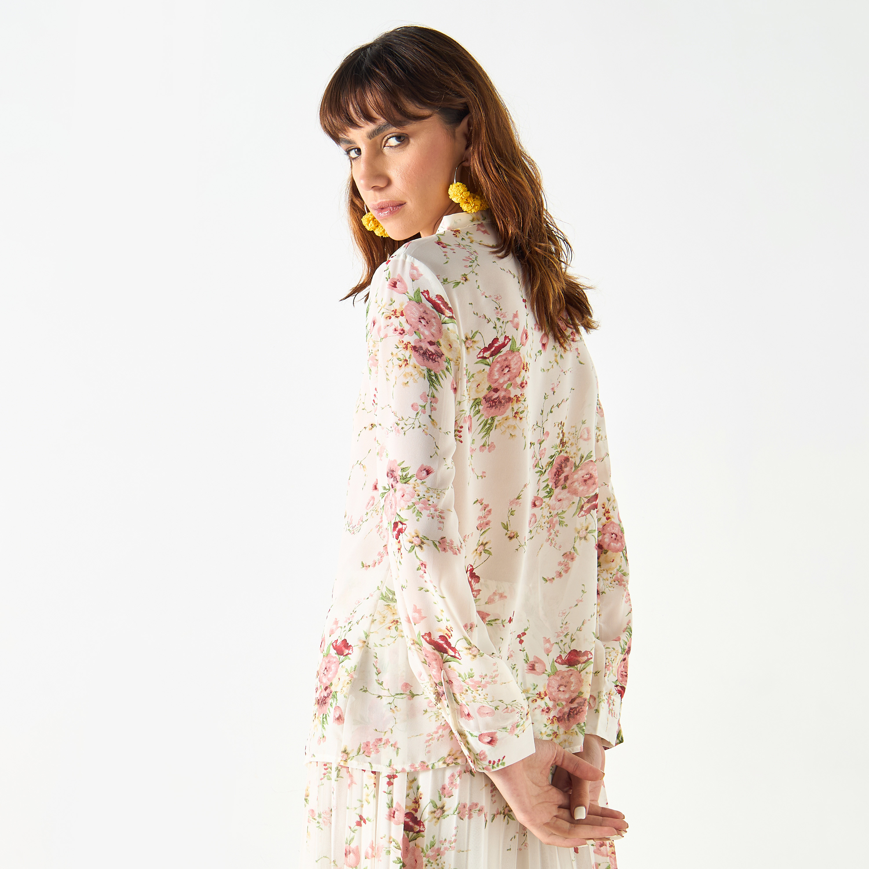 بلوزة بأكمام طويلة وفيونكة وطبعات زهرية تو إكستريمز-women-clothing-shirtsandblouses-blouses-image-4