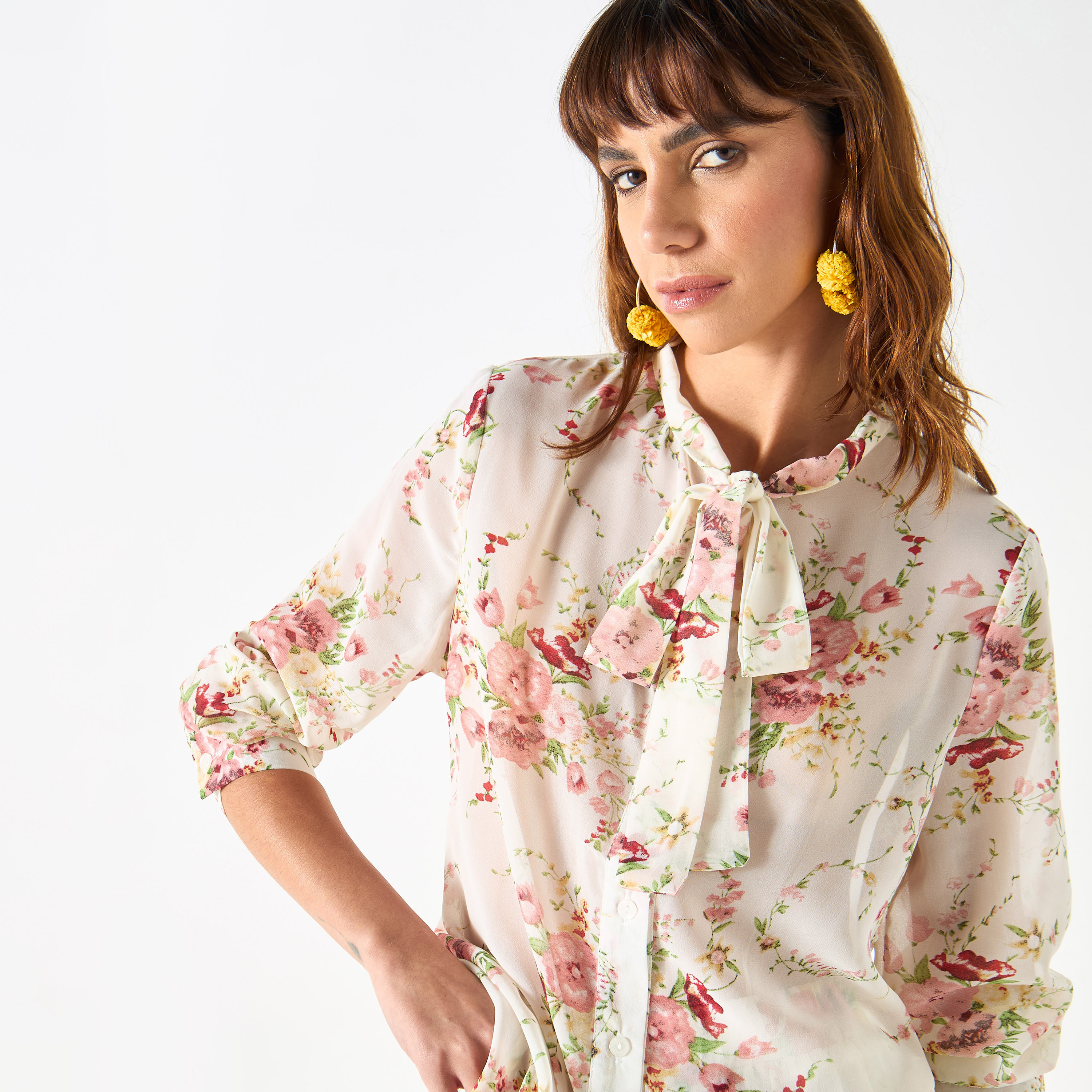 بلوزة بأكمام طويلة وفيونكة وطبعات زهرية تو إكستريمز-women-clothing-shirtsandblouses-blouses-image-5