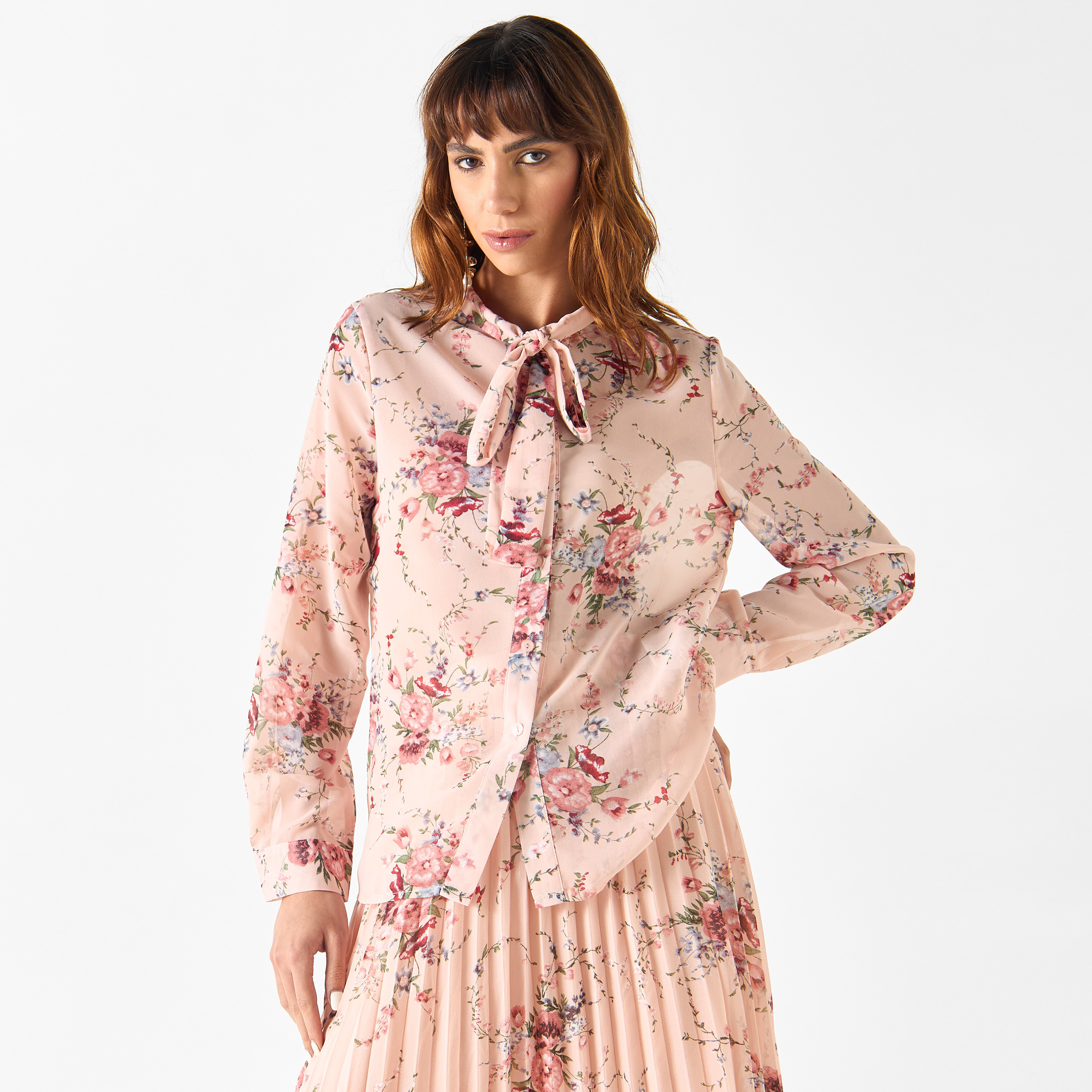 بلوزة بأكمام طويلة وفيونكة وطبعات زهرية تو إكستريمز-women-clothing-shirtsandblouses-blouses-image-6